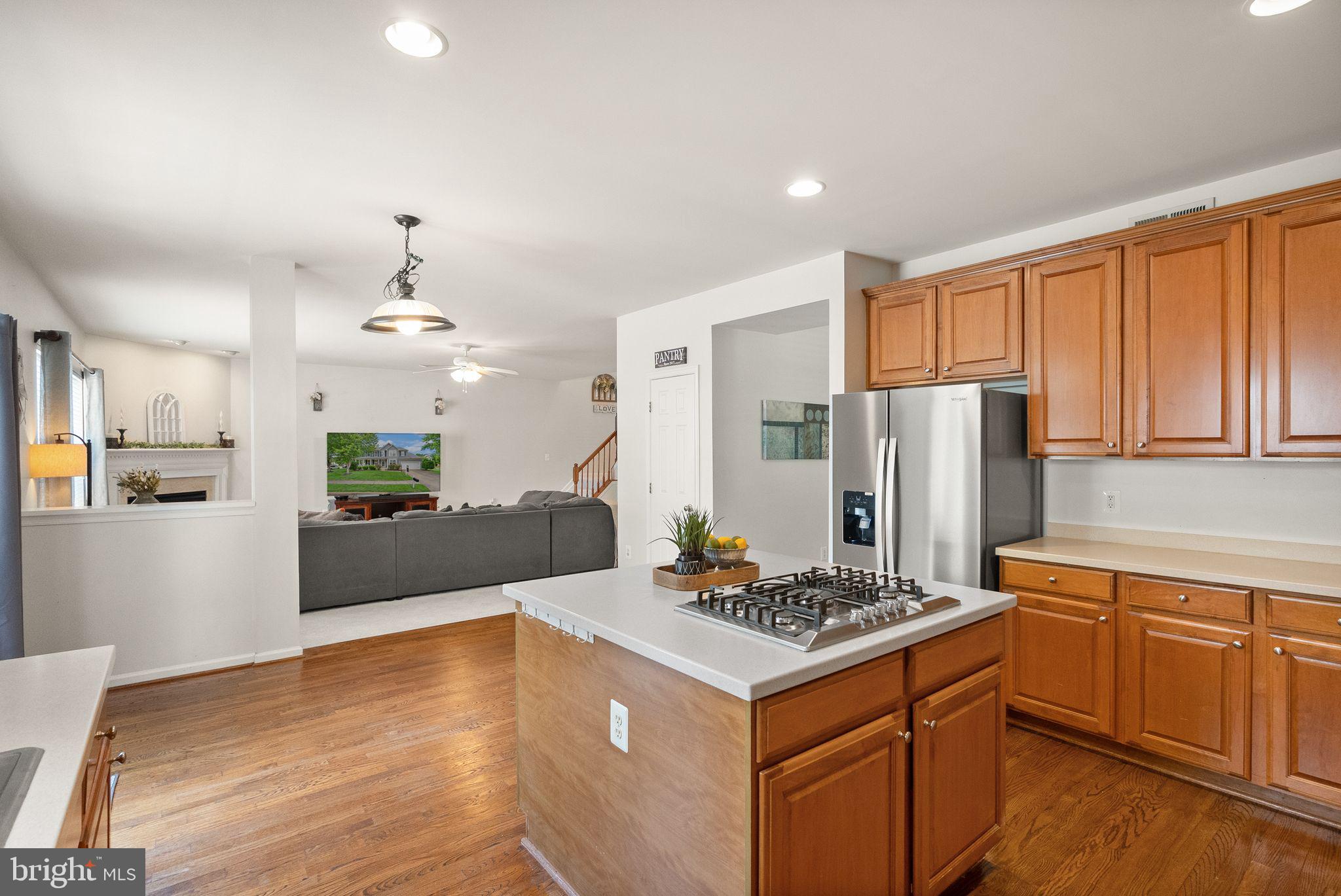 8402 Sparkling Water Ct