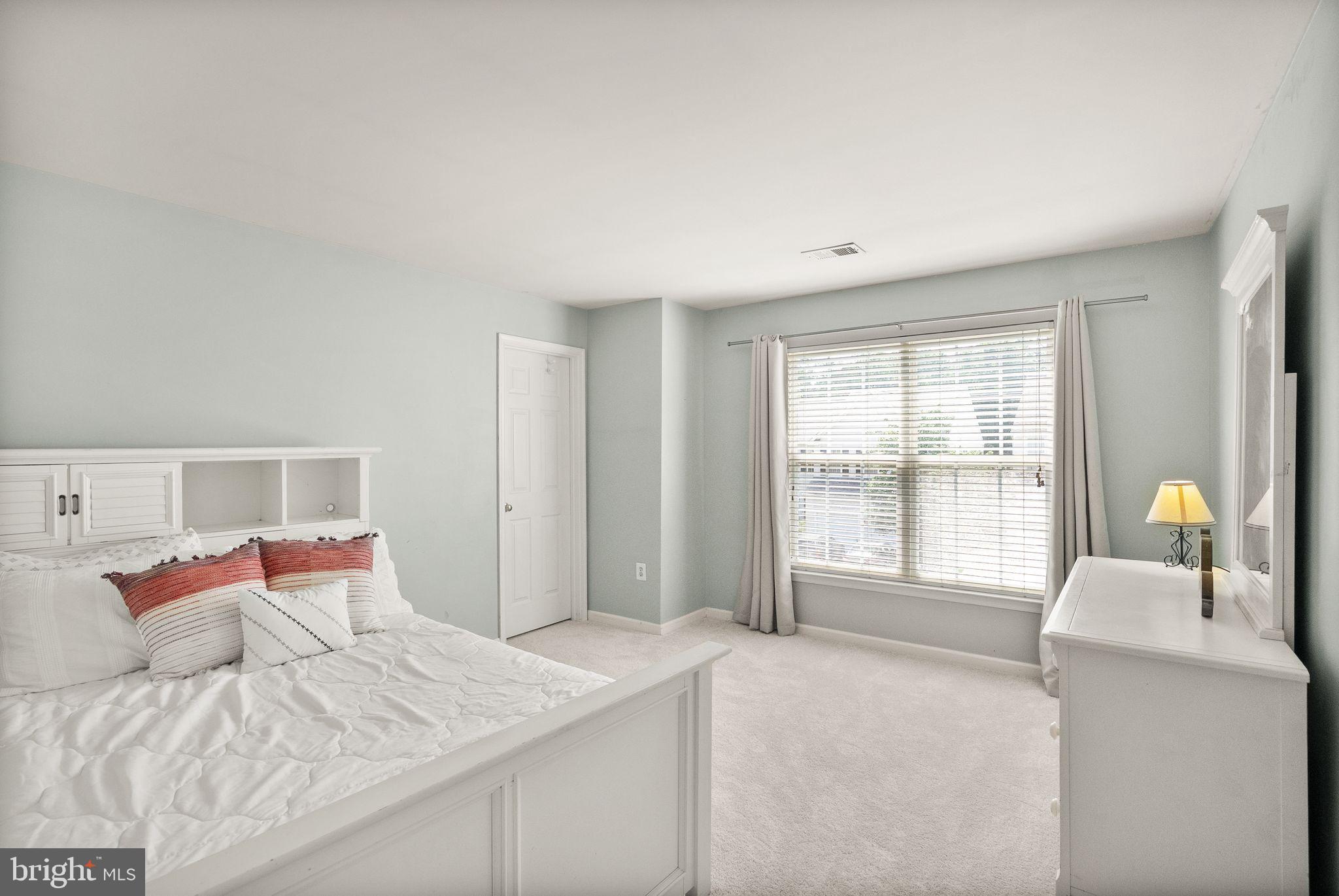 8402 Sparkling Water Ct