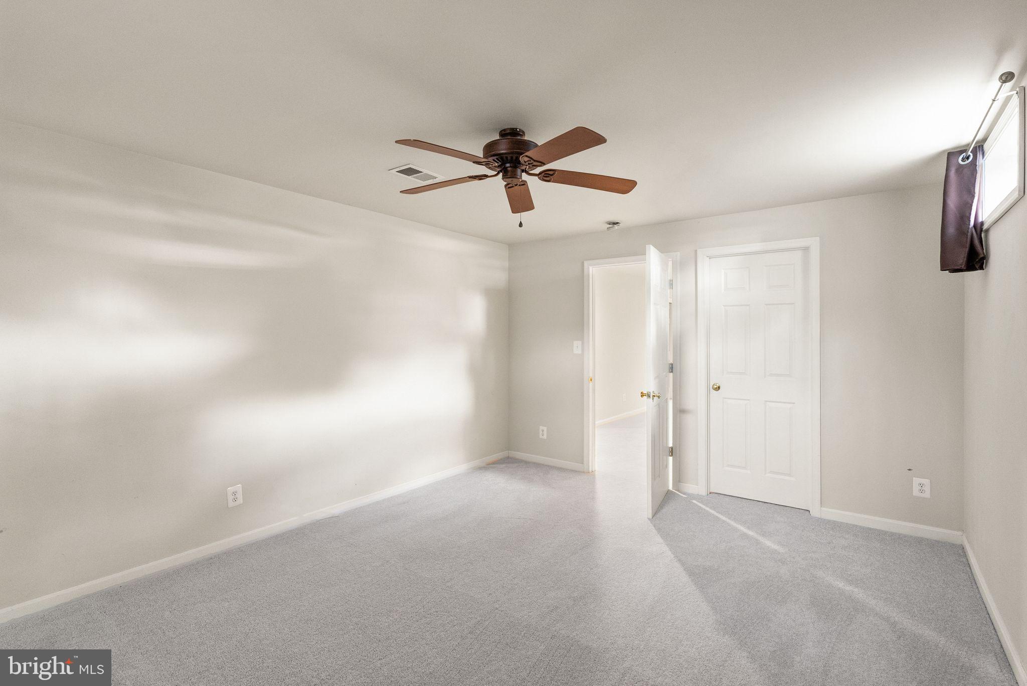 8402 Sparkling Water Ct