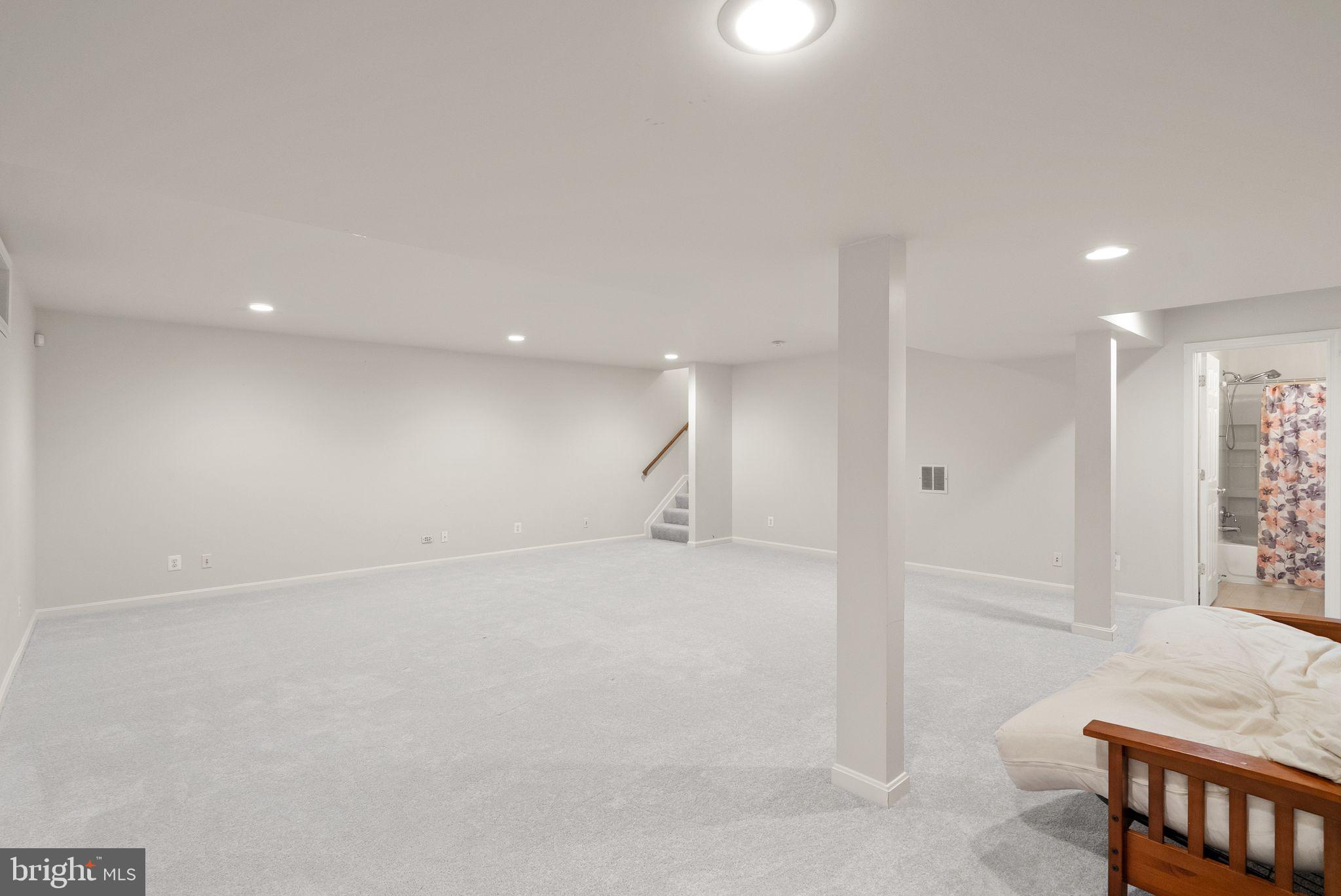 8402 Sparkling Water Ct