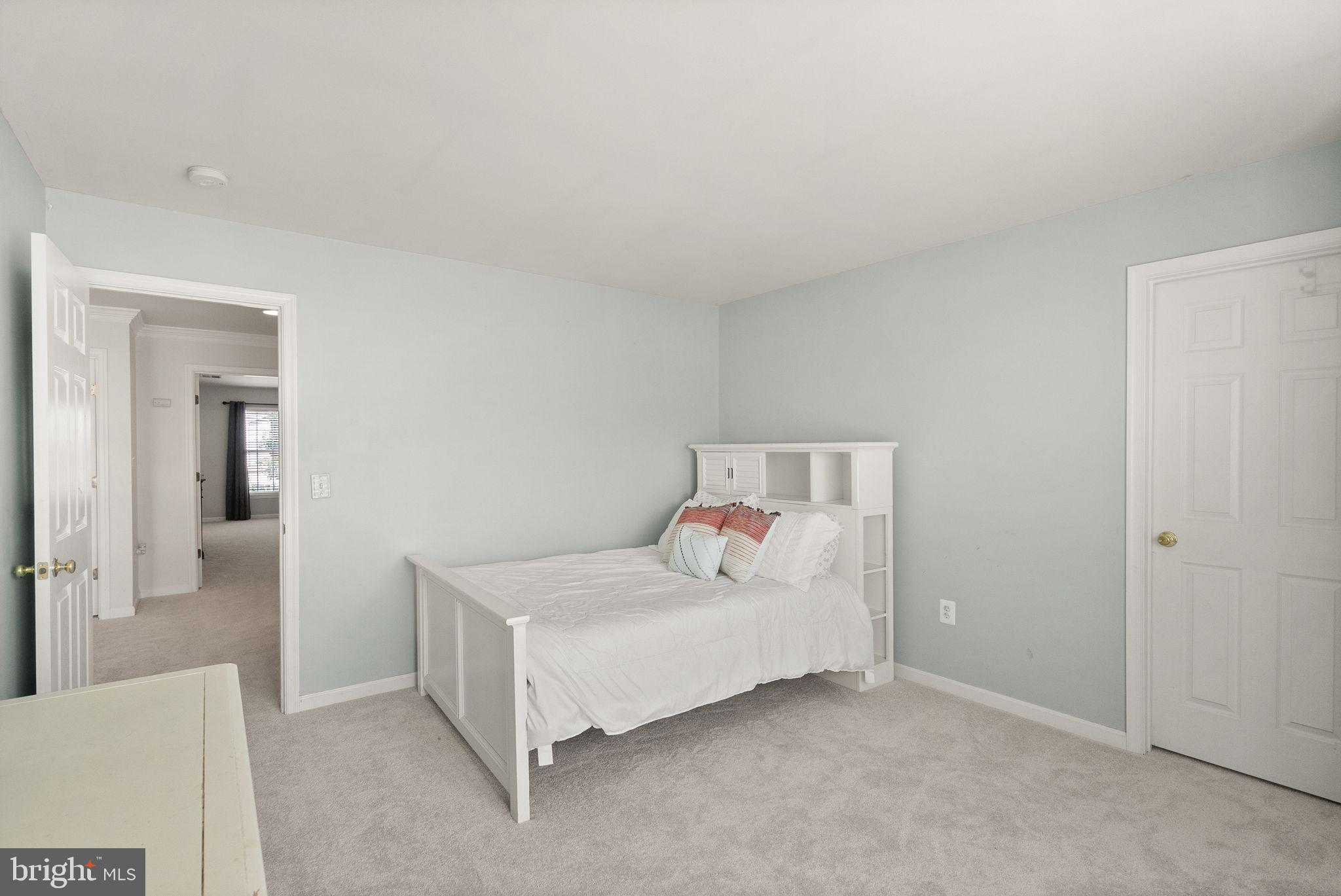 8402 Sparkling Water Ct