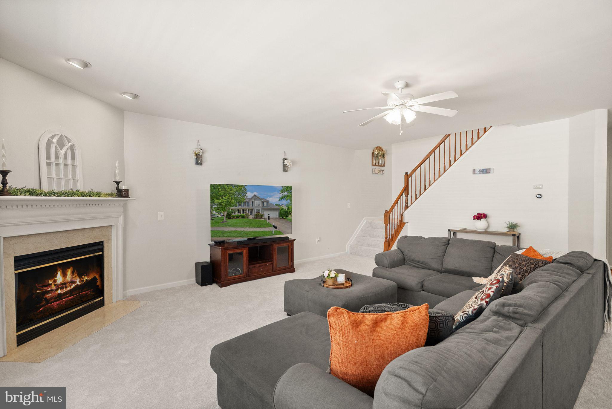 8402 Sparkling Water Ct