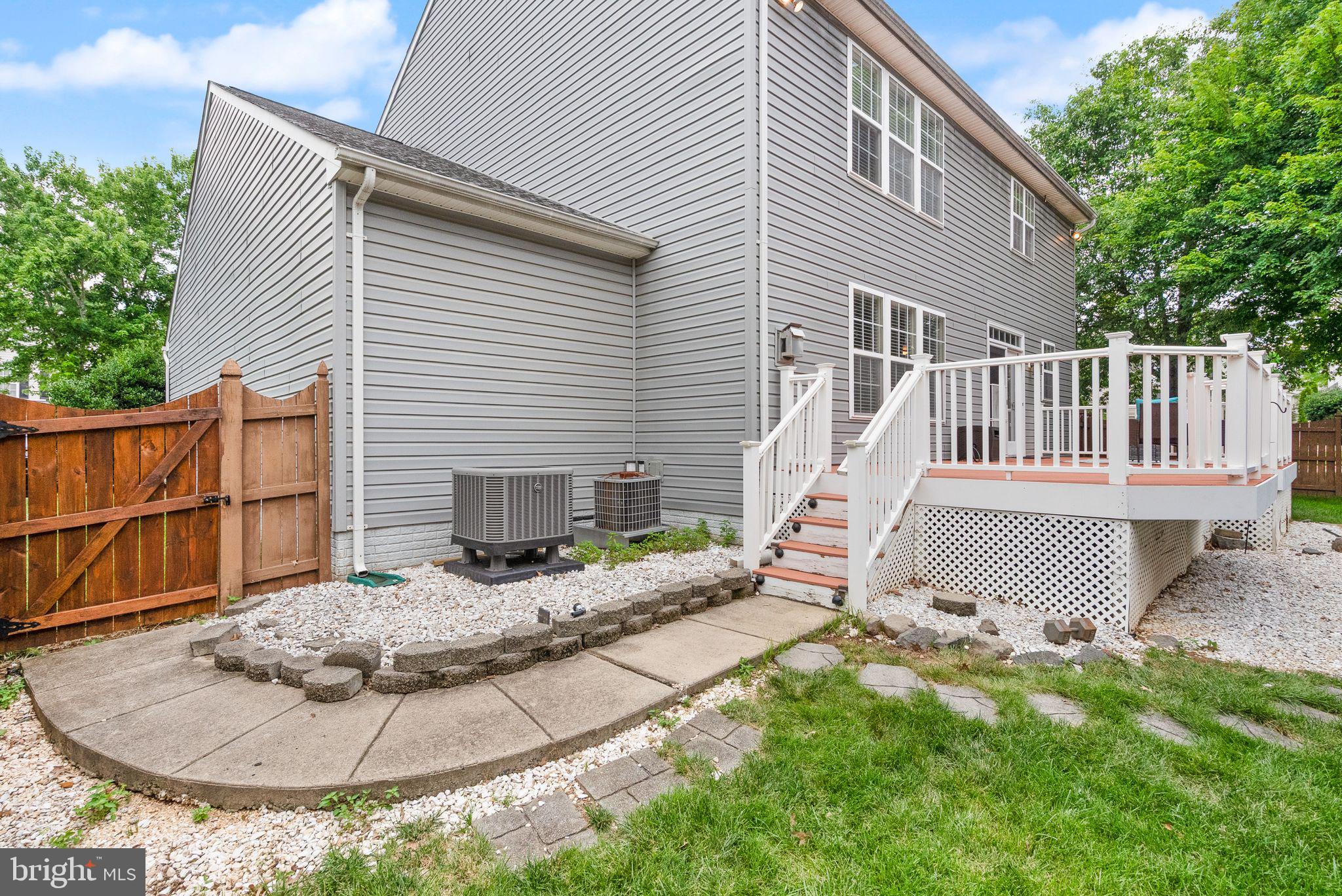 8402 Sparkling Water Ct