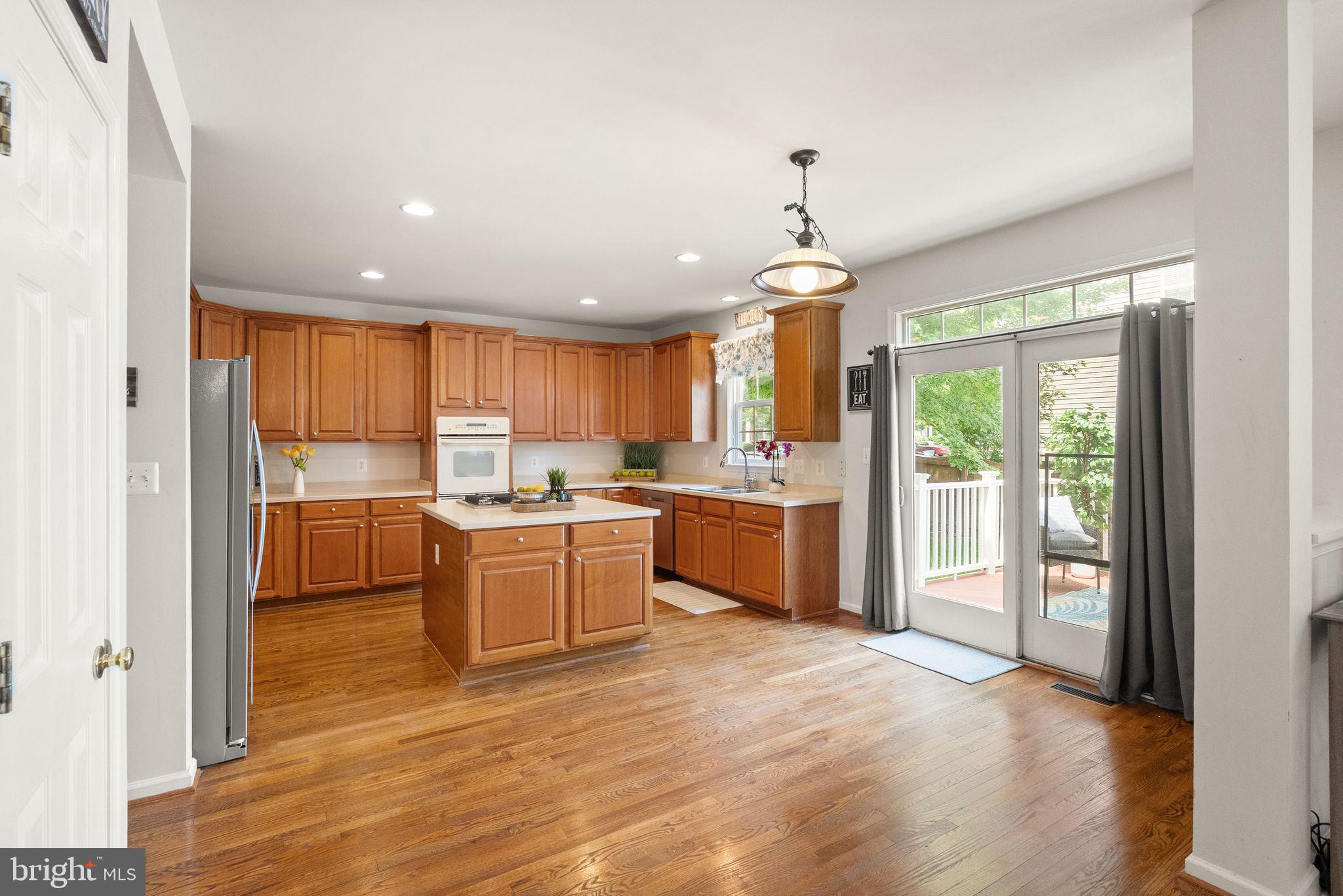 8402 Sparkling Water Ct