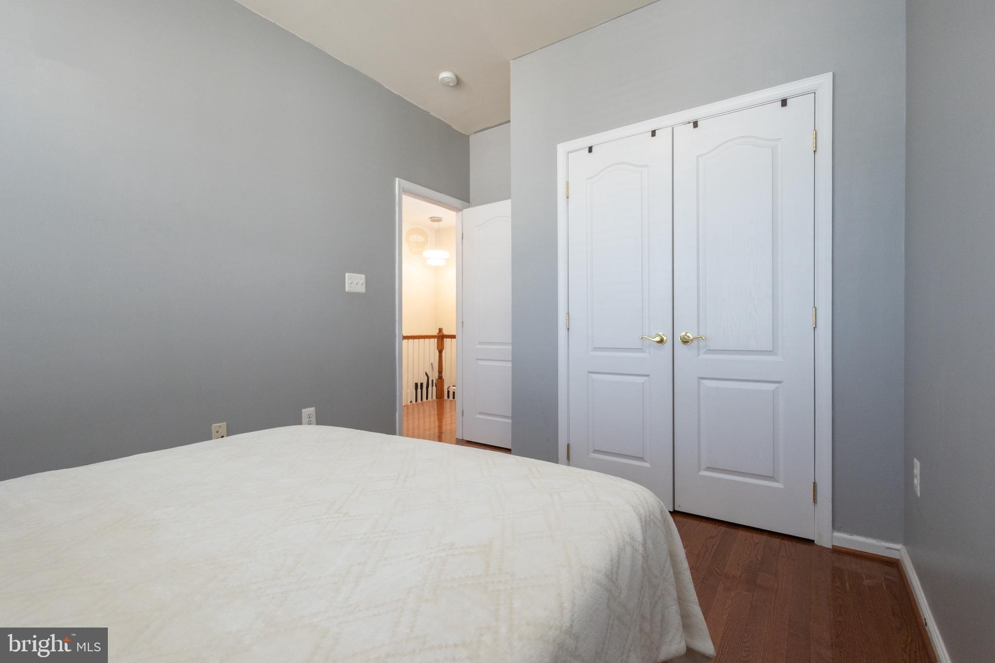 7015 LITTLE THAMES DRIVE