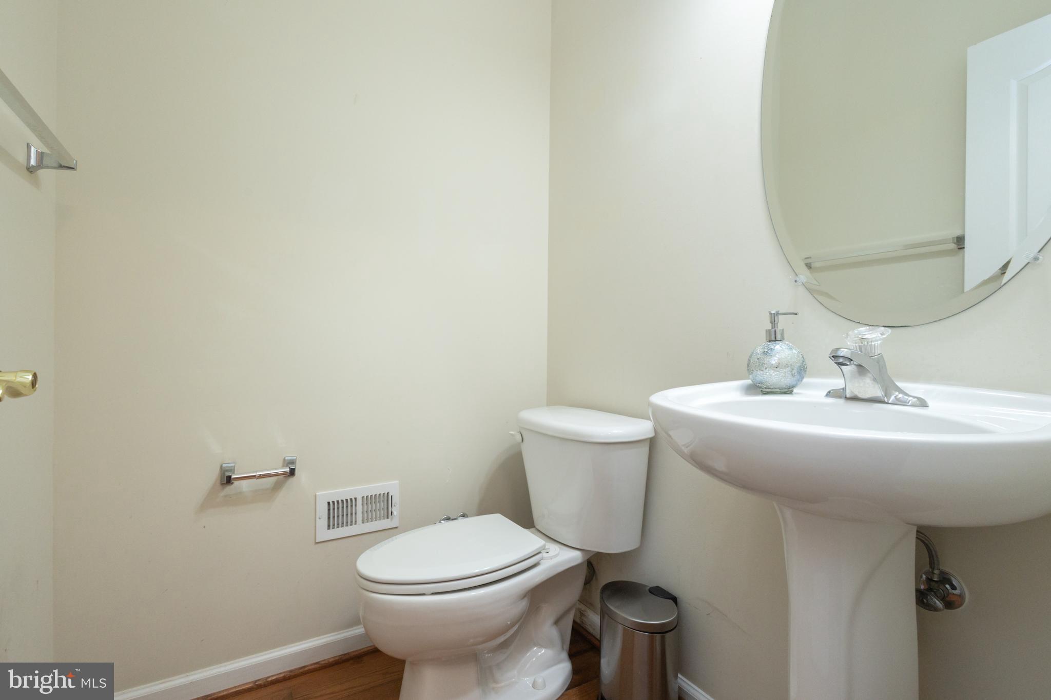 7015 LITTLE THAMES DRIVE