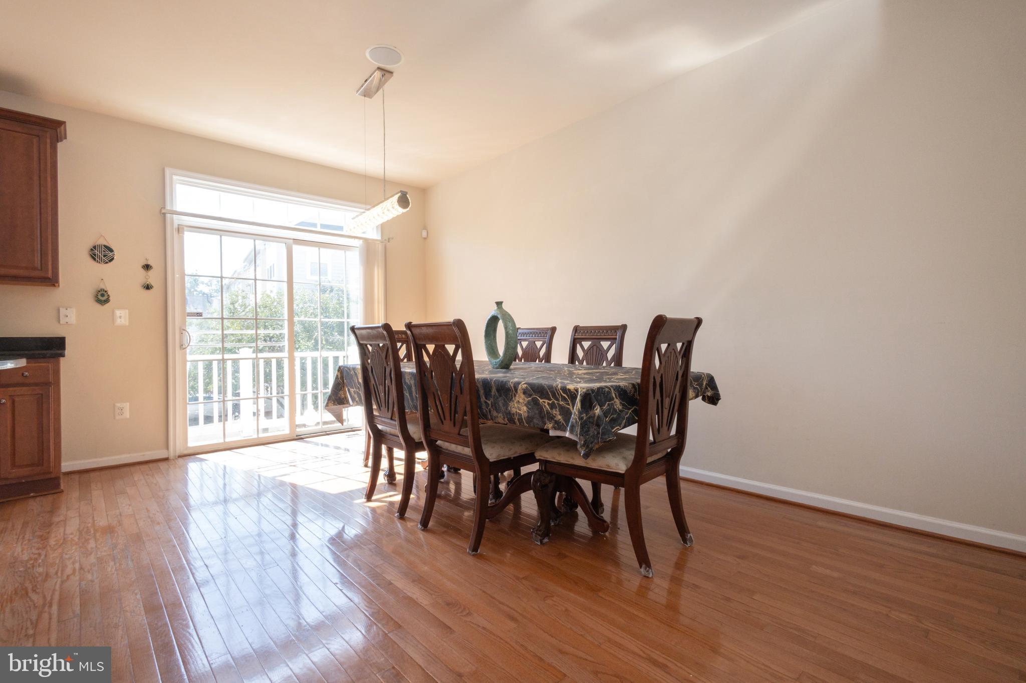 7015 LITTLE THAMES DRIVE