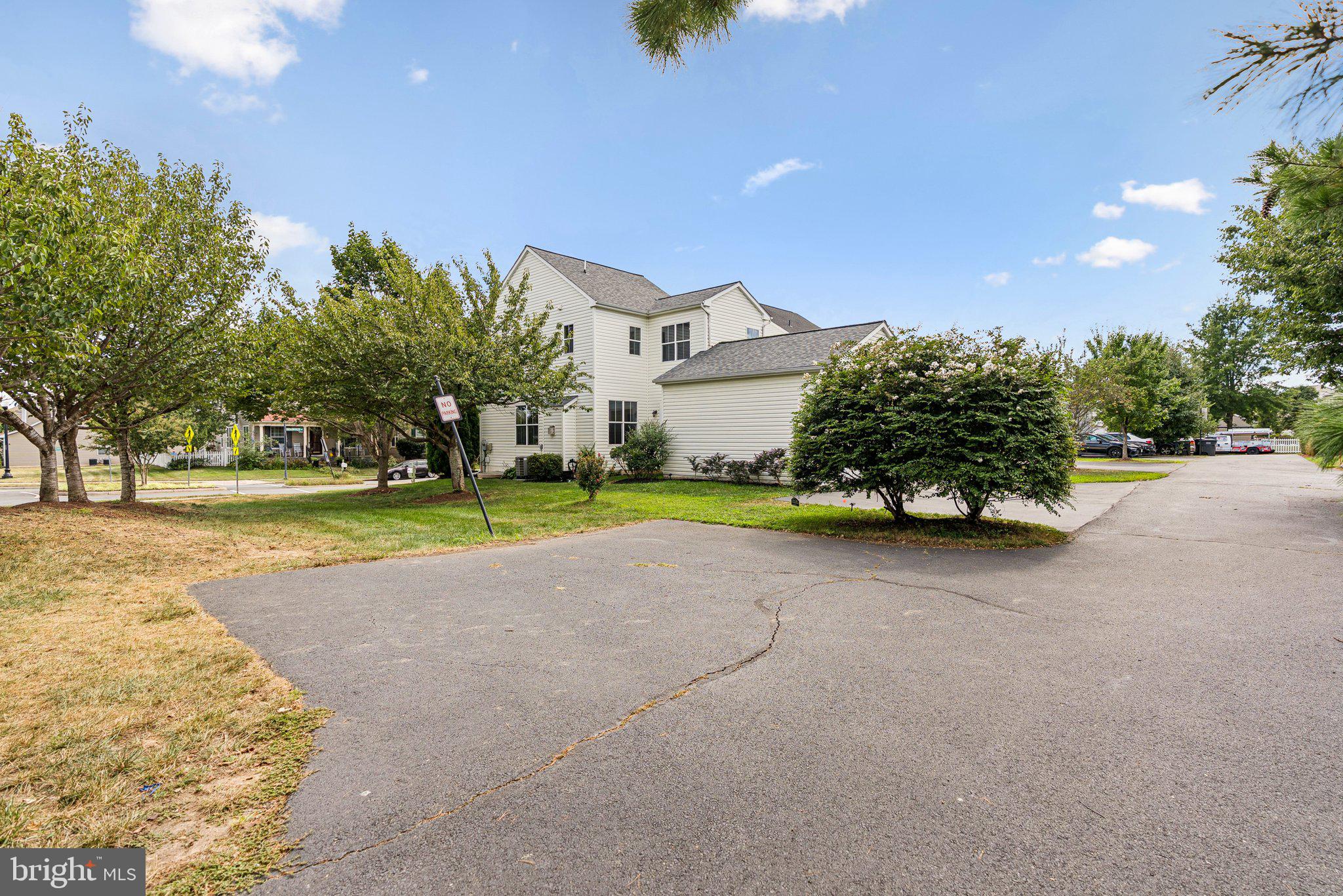 14300 BROADWINGED DRIVE