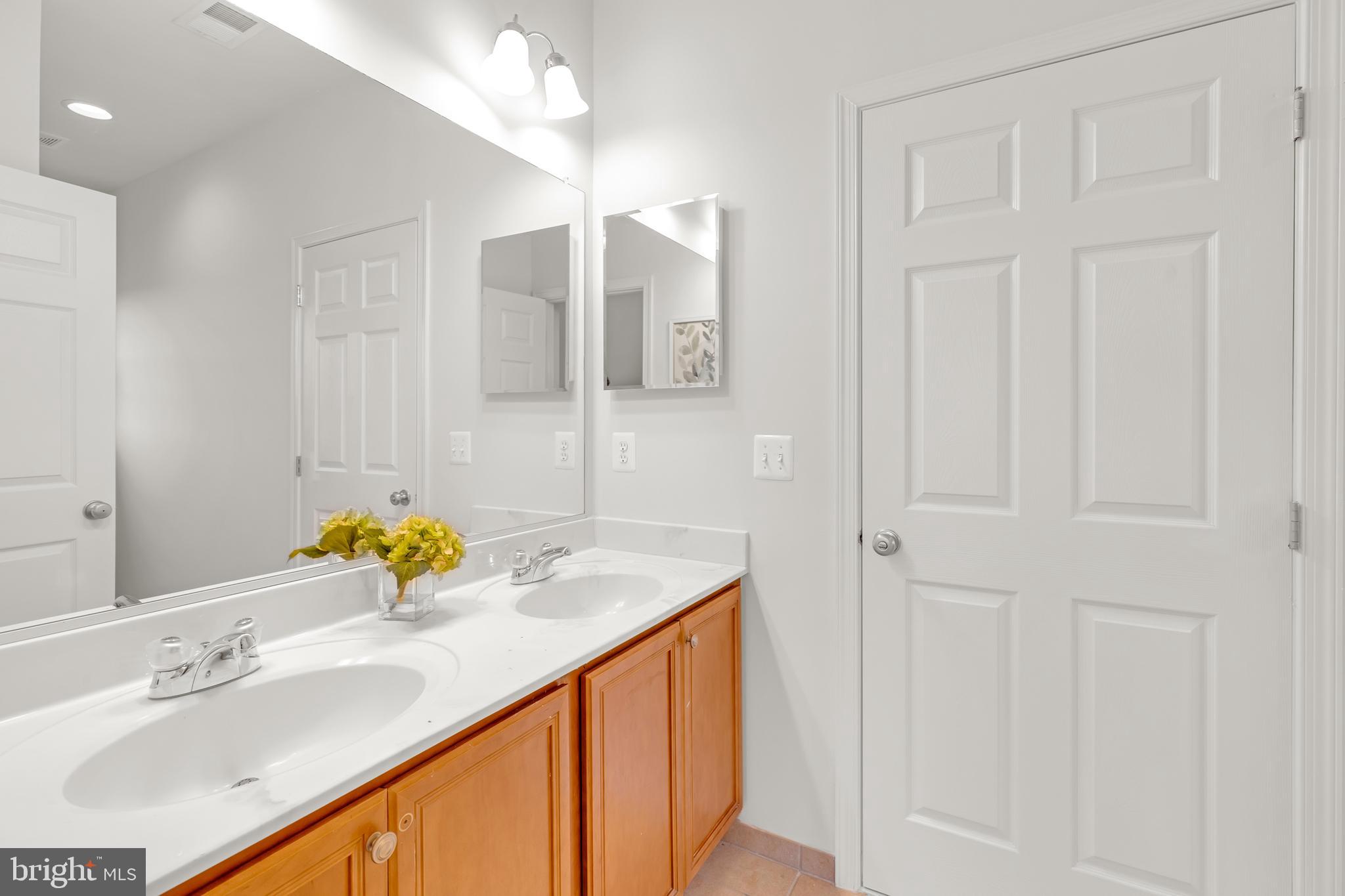 5232 JACOBS CREEK PLACE