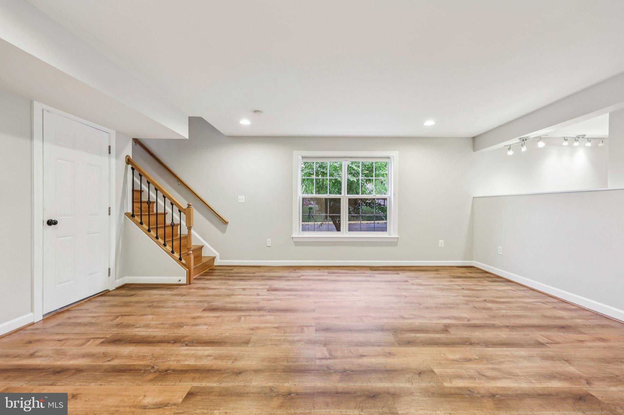 6054 POPES CREEK PLACE