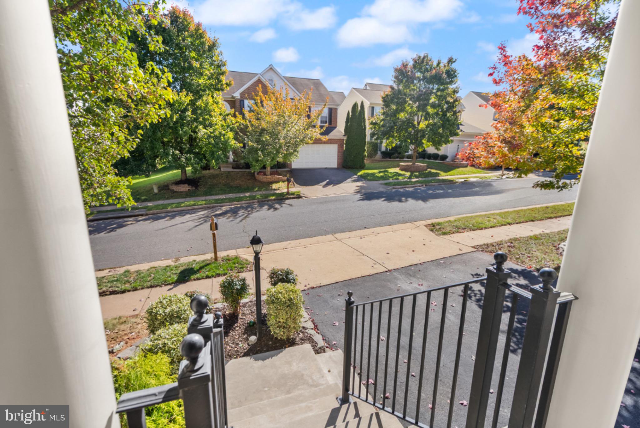 8020 TOWERING OAK WAY