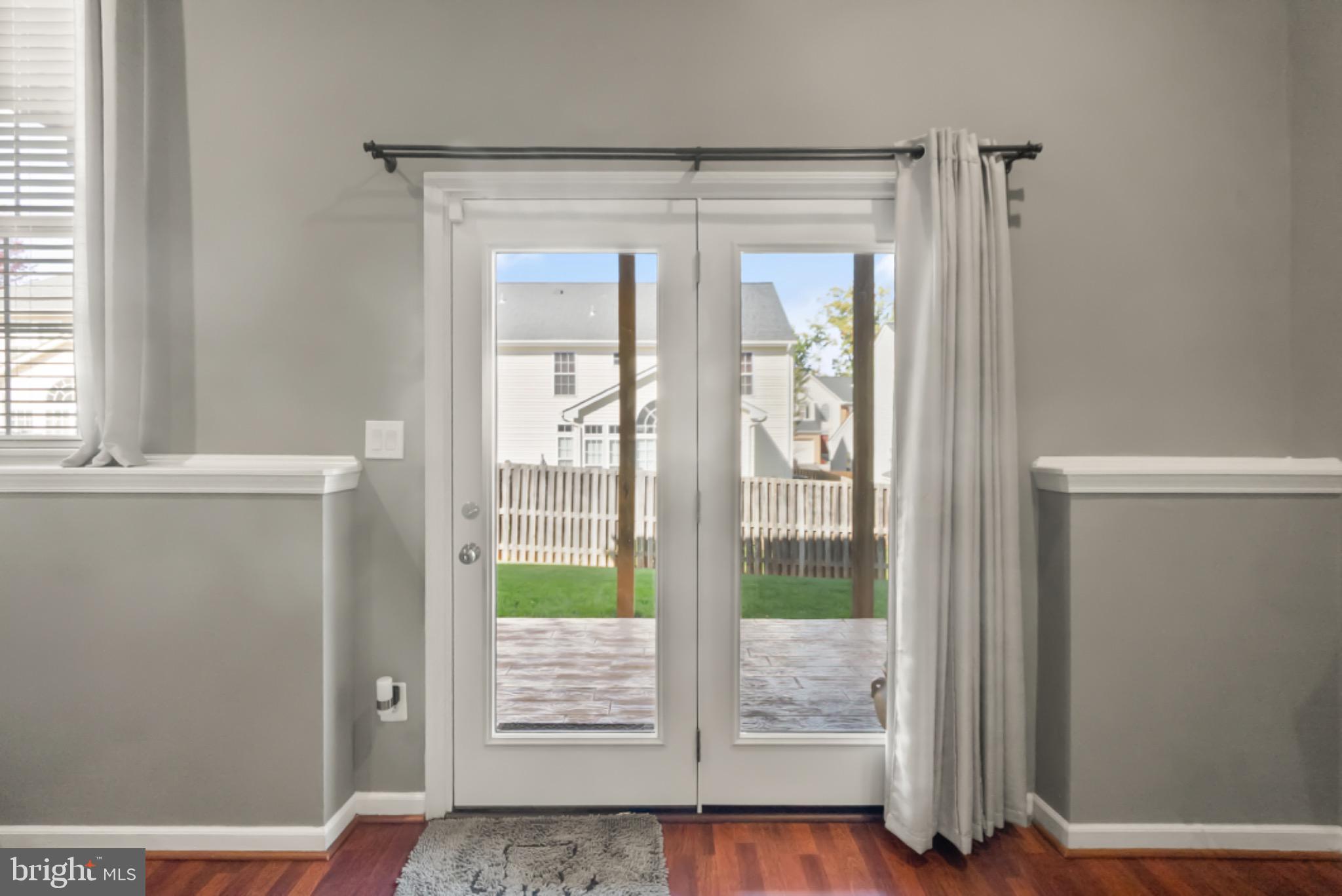 8020 TOWERING OAK WAY