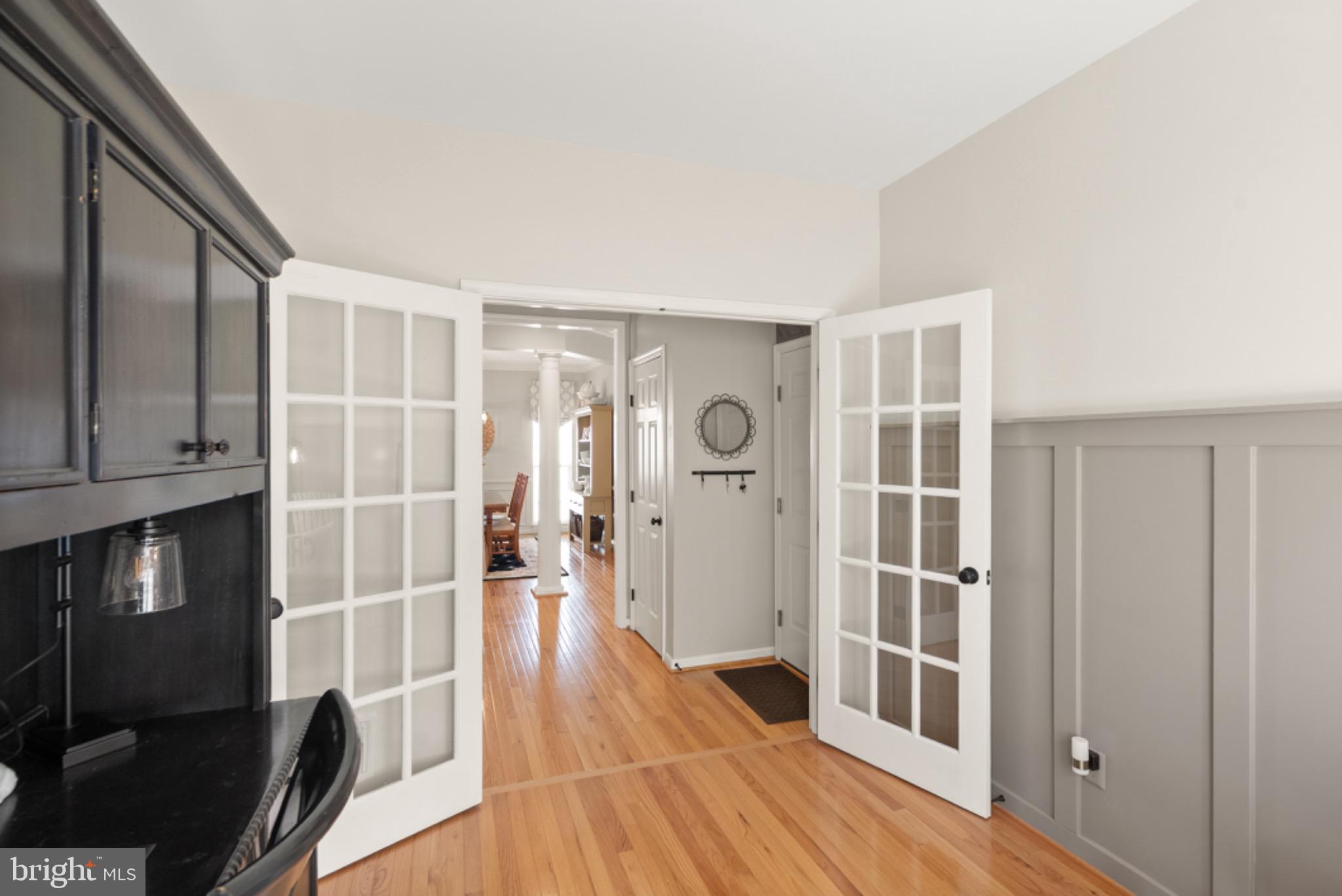 8020 TOWERING OAK WAY