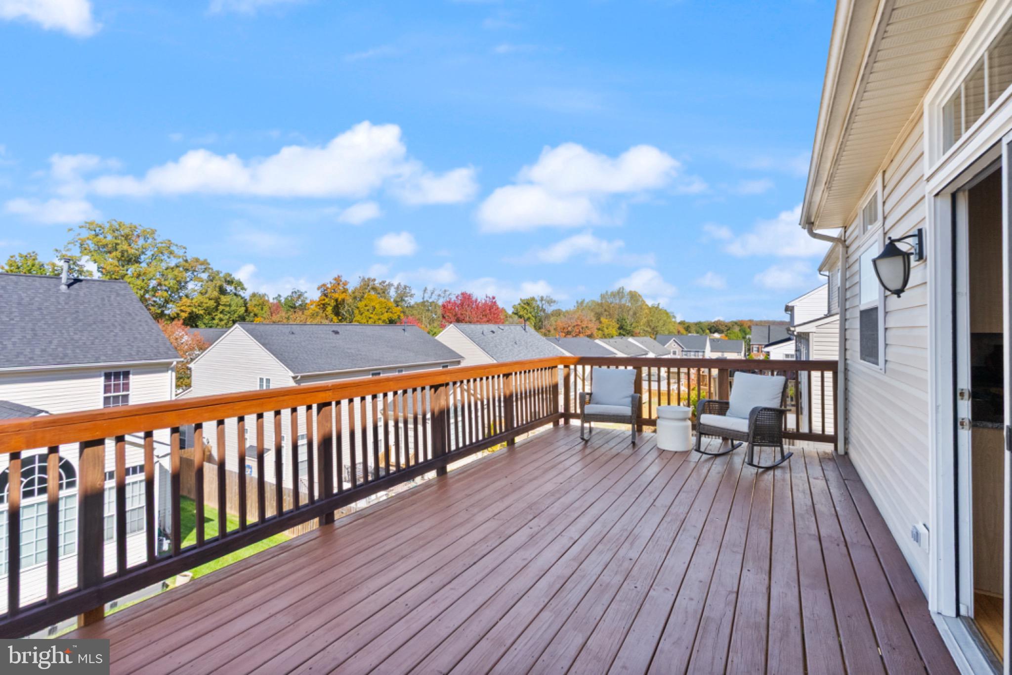 8020 TOWERING OAK WAY