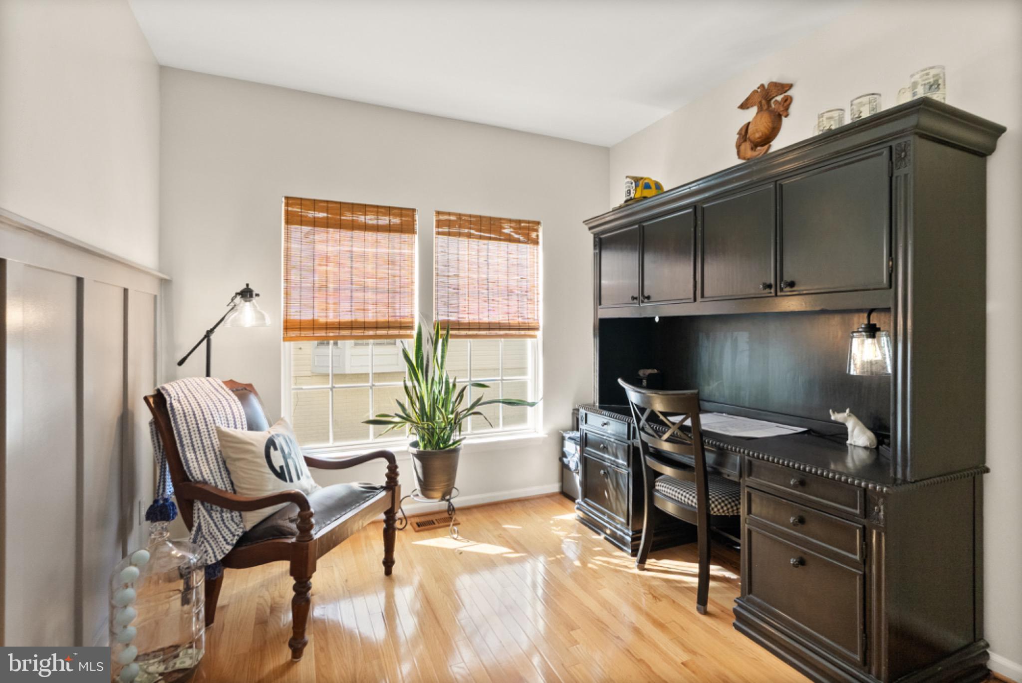 8020 TOWERING OAK WAY