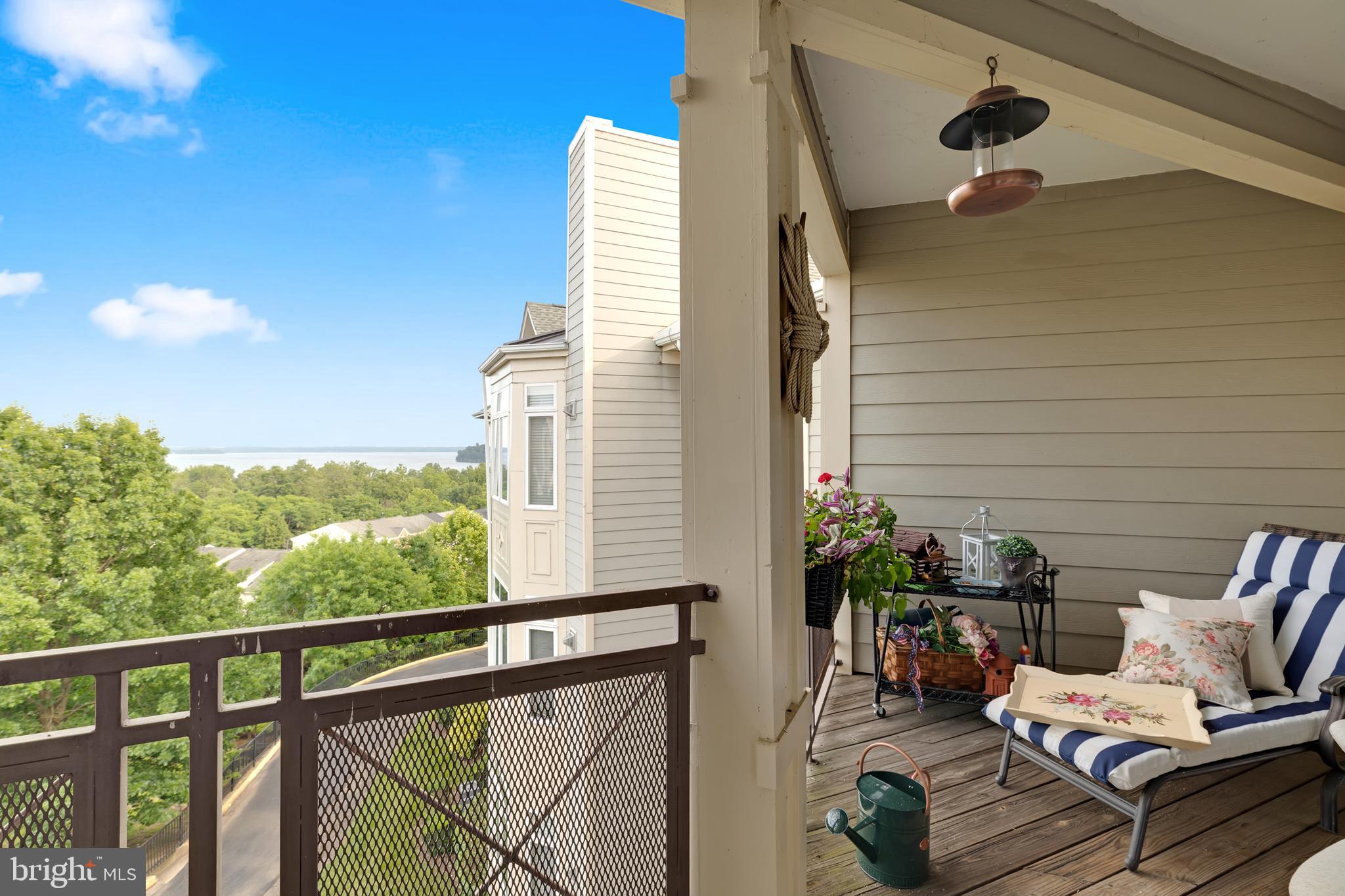 1601 LADUE COURT 402