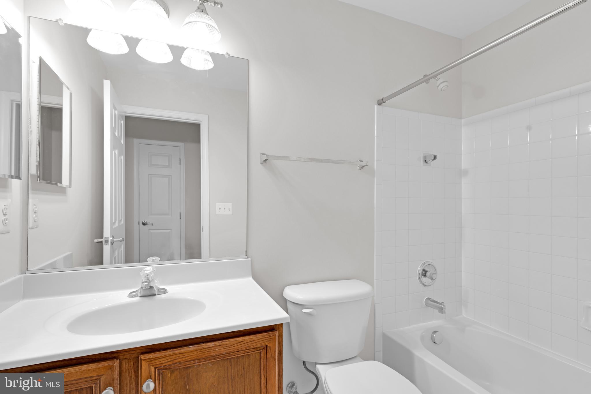 8566 BRICKSHIRE LANE