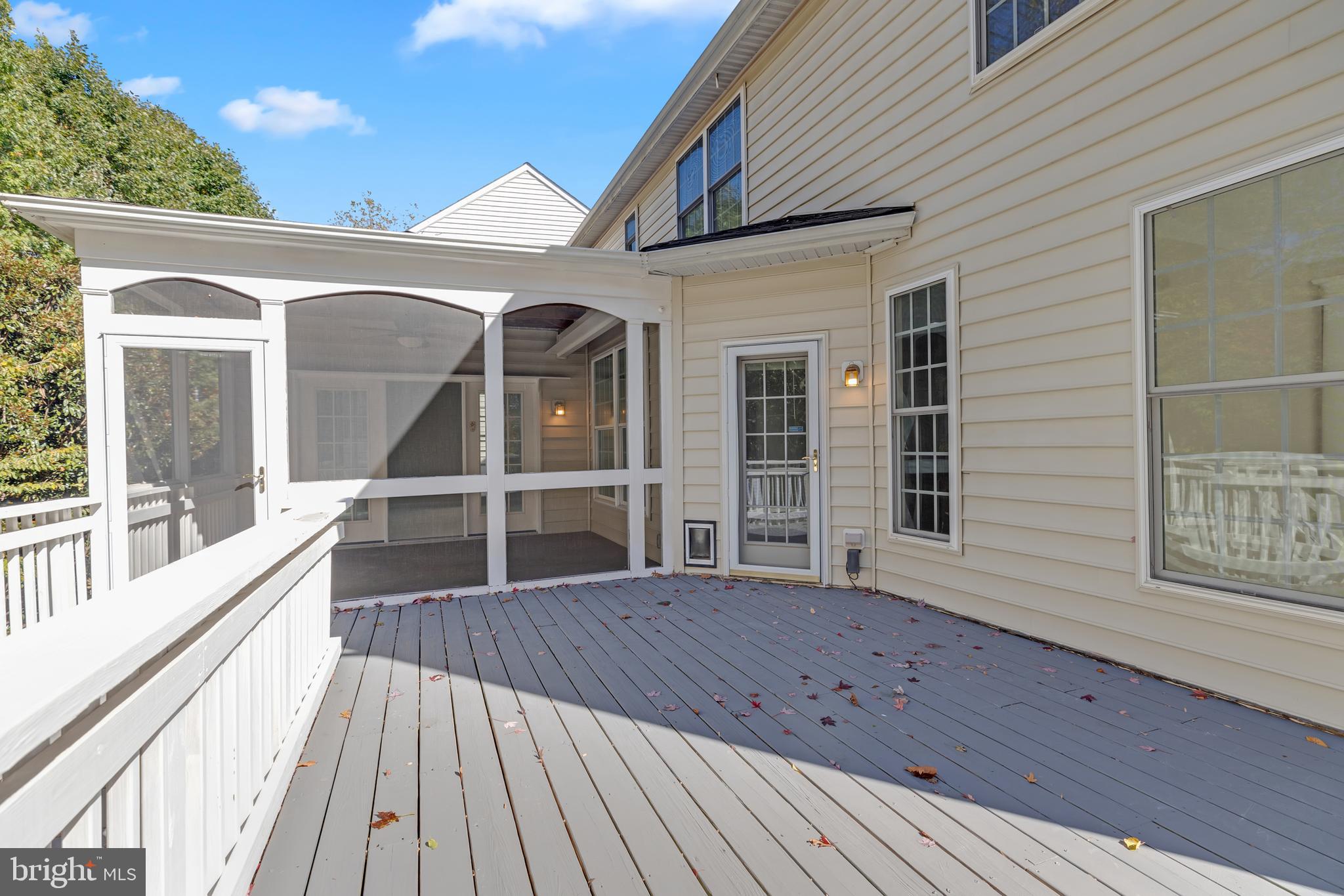 8566 BRICKSHIRE LANE