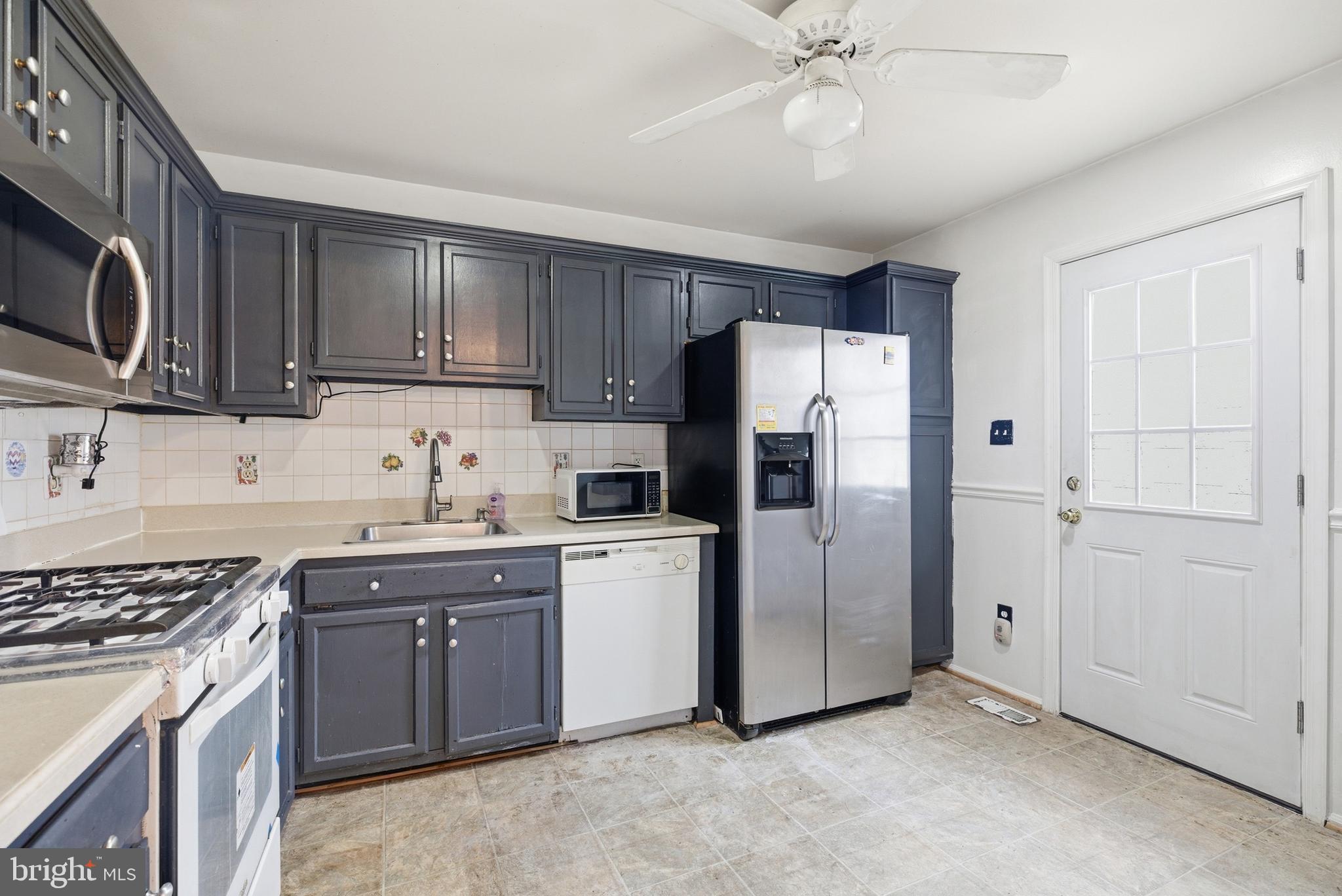 7669 CHADDS LANDING WAY