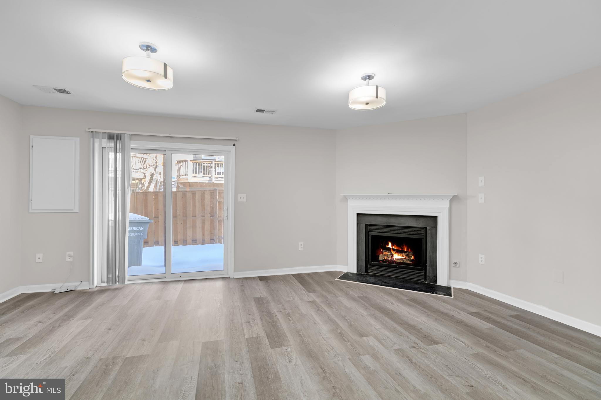 14319 LEGEND GLEN COURT