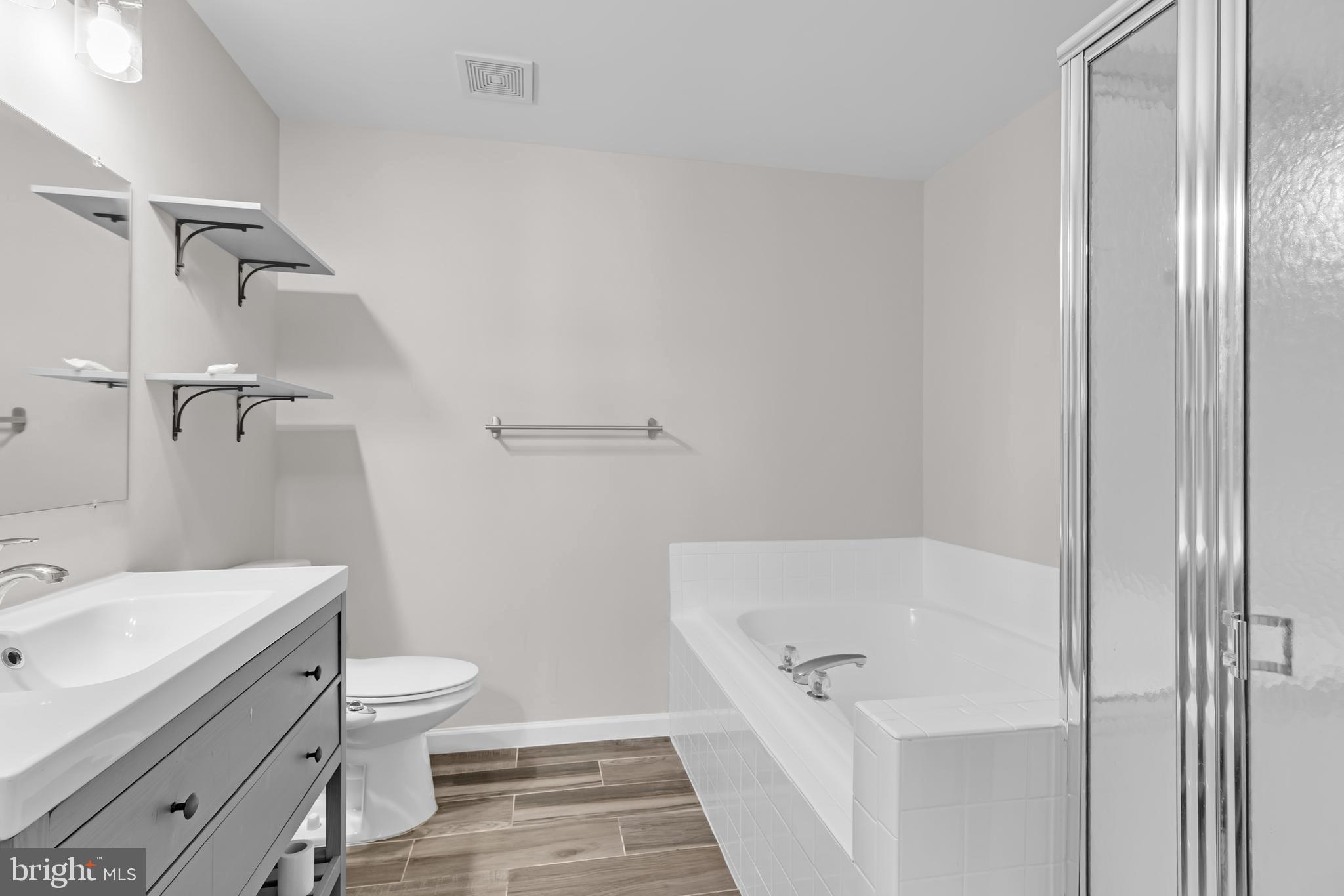 14319 LEGEND GLEN COURT