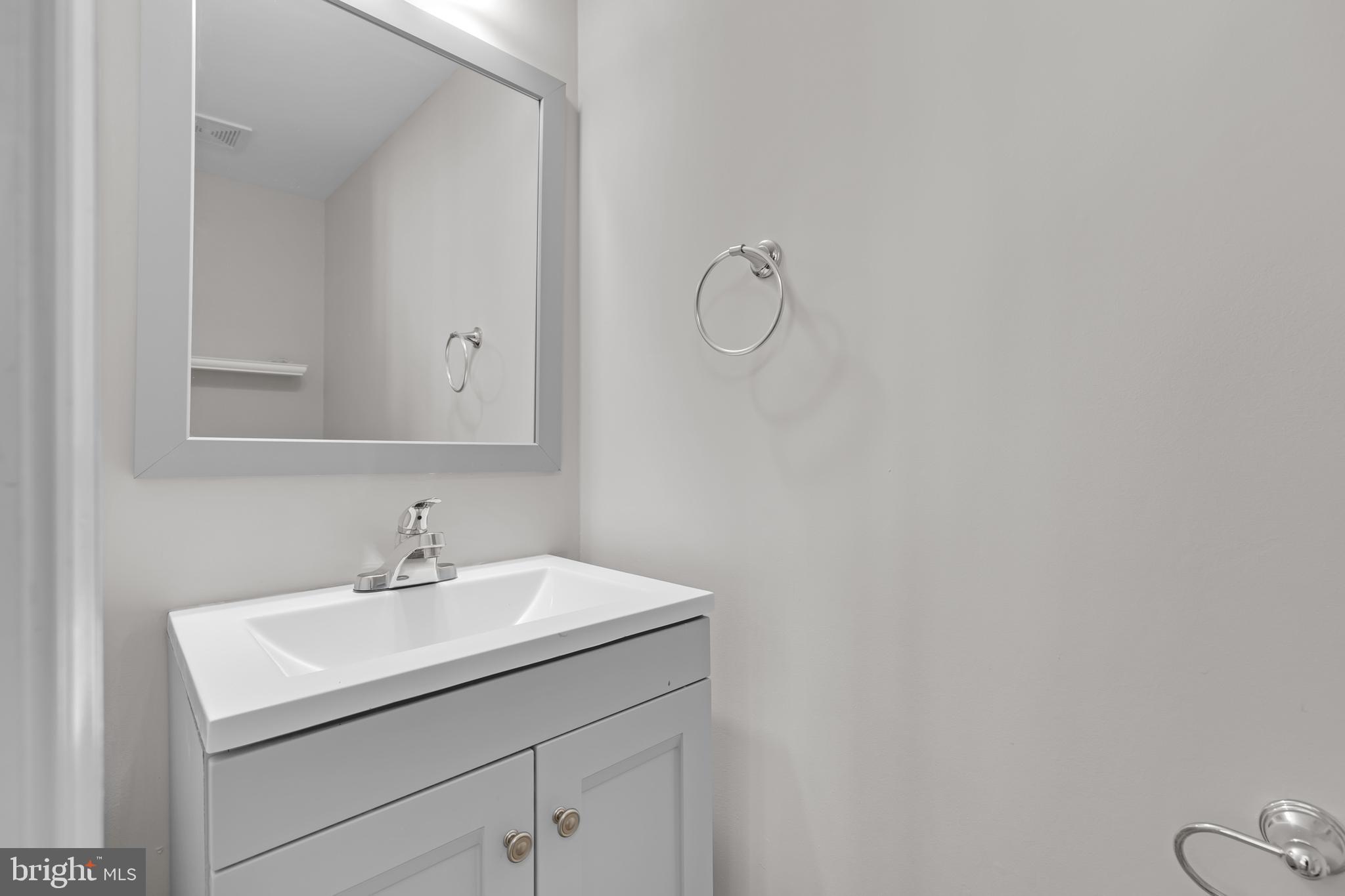 14319 LEGEND GLEN COURT