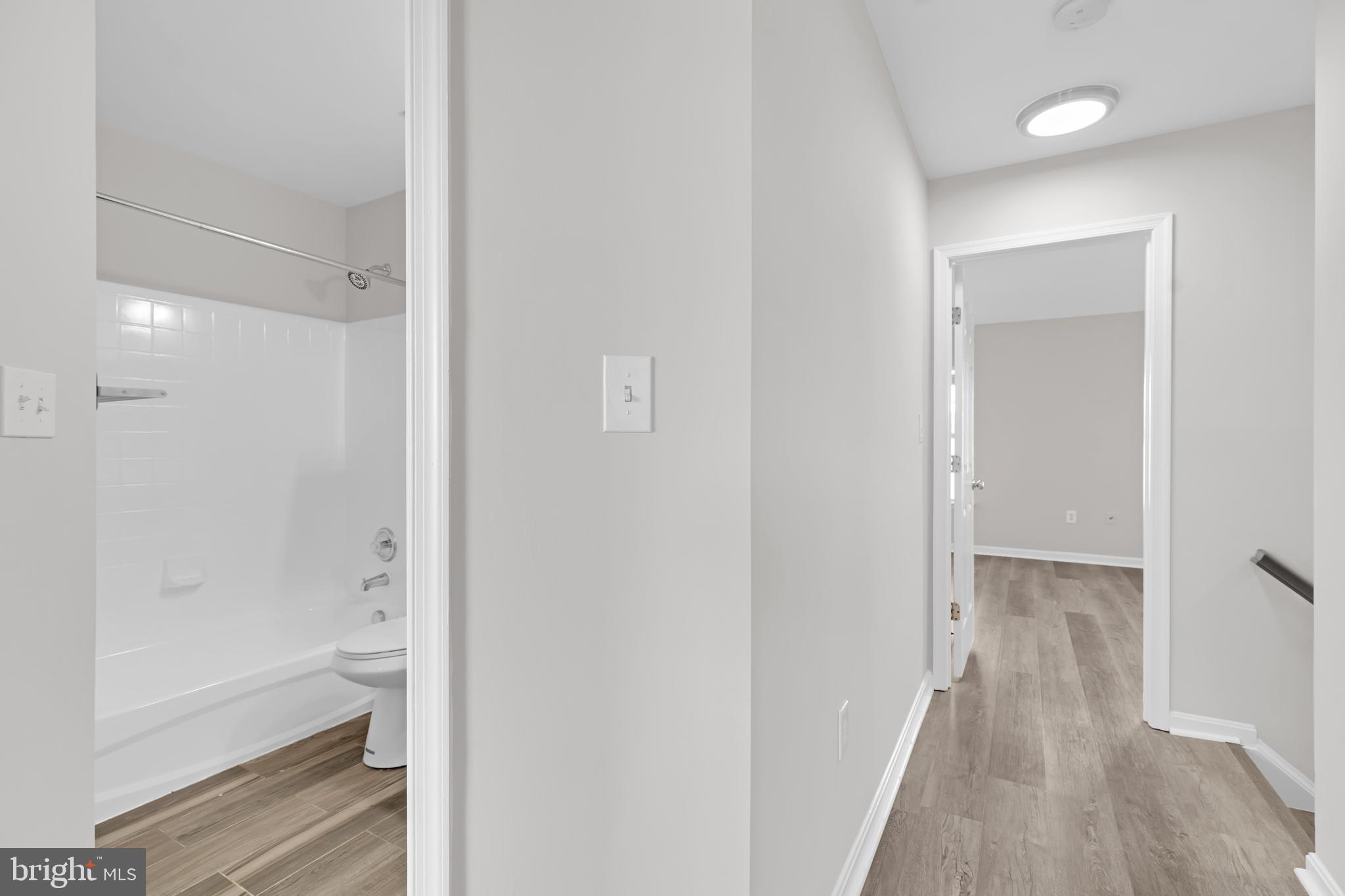 14319 LEGEND GLEN COURT