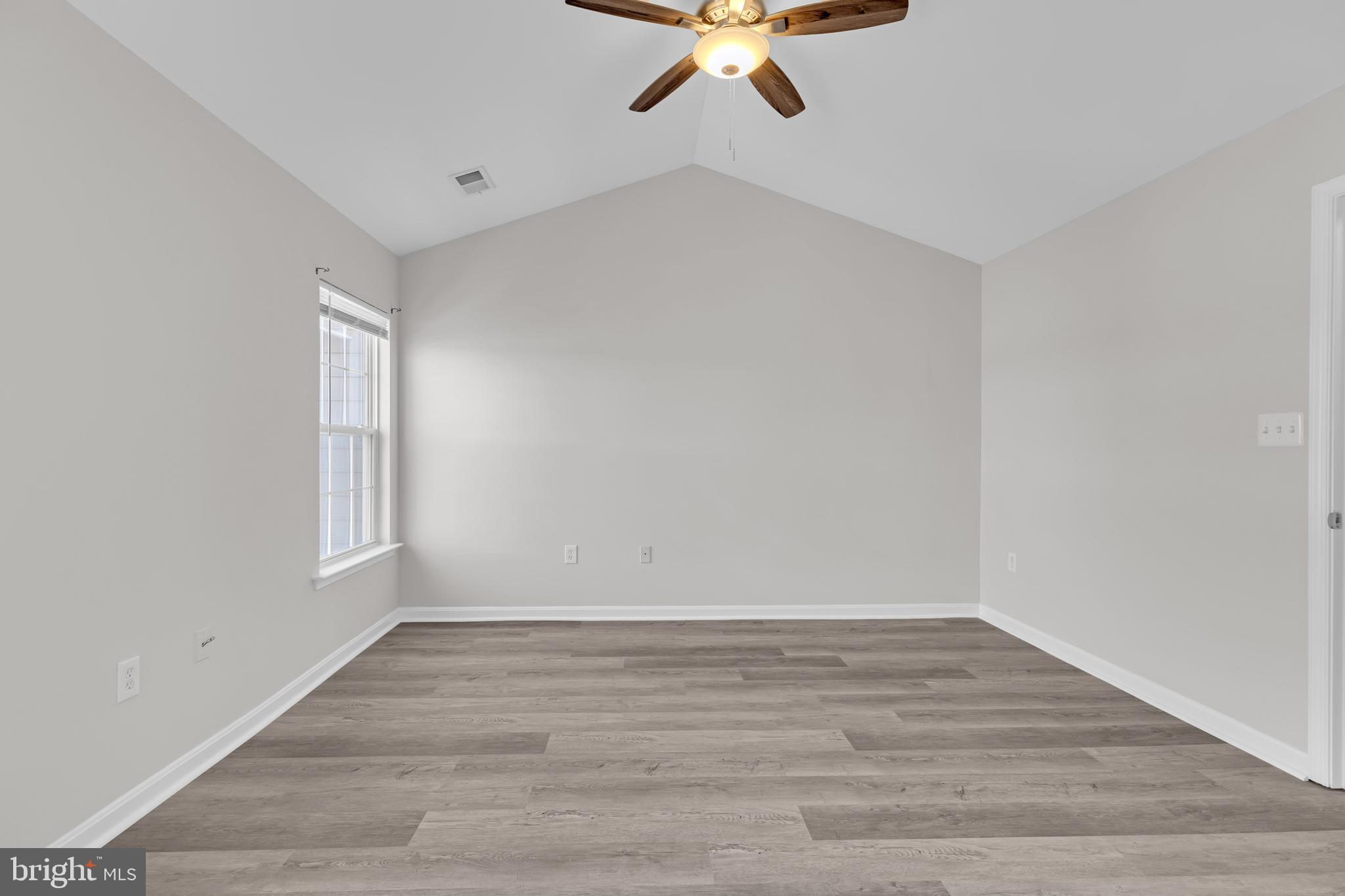 14319 LEGEND GLEN COURT