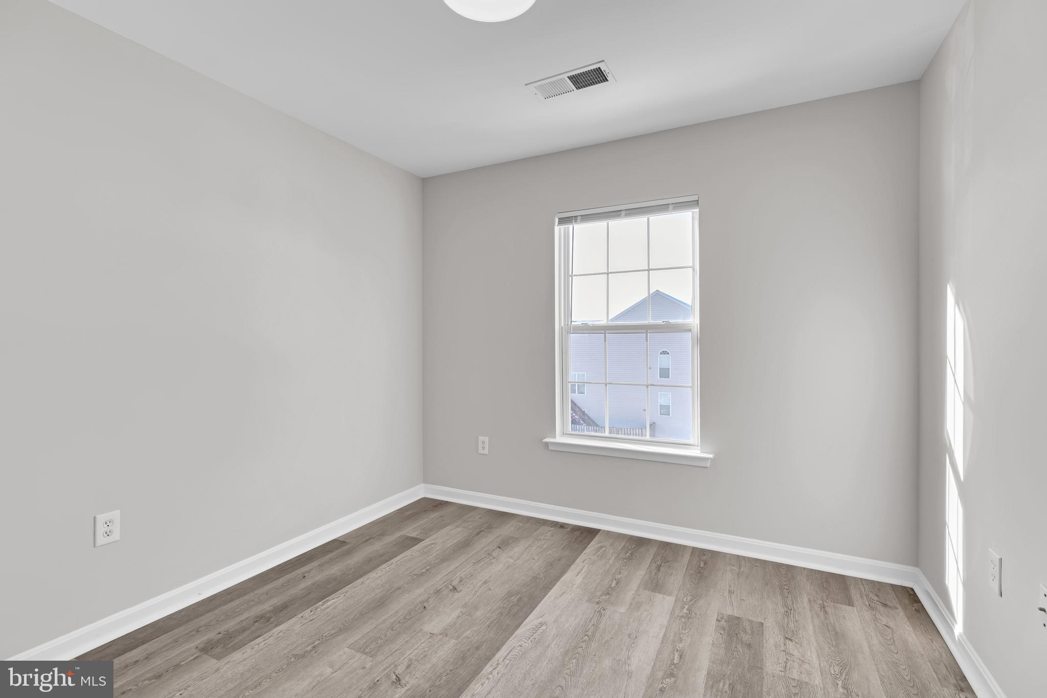 14319 LEGEND GLEN COURT