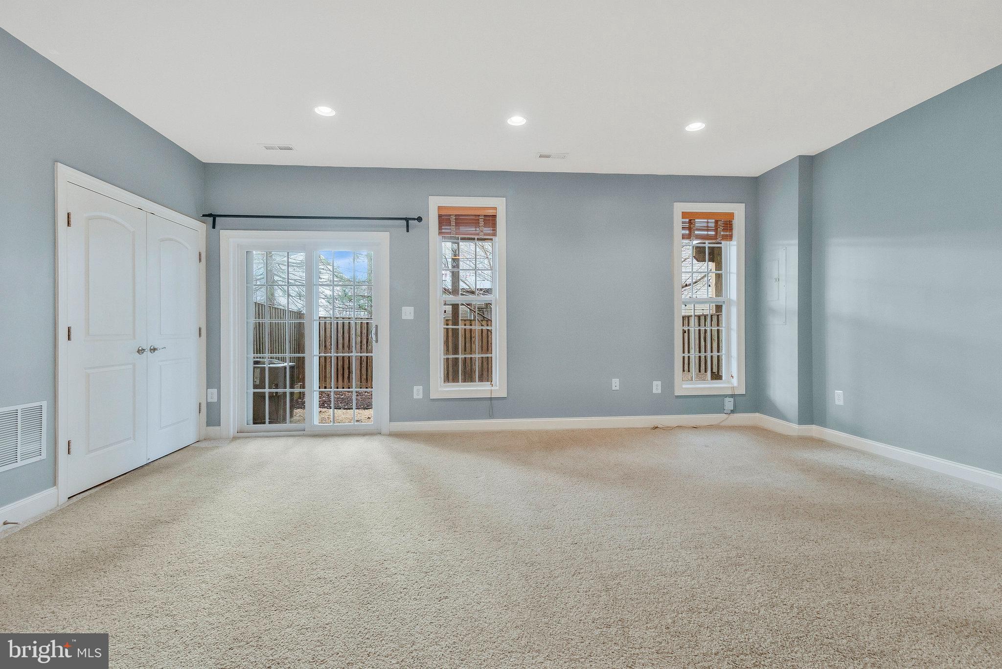 15931 GREYMILL MANOR DRIVE