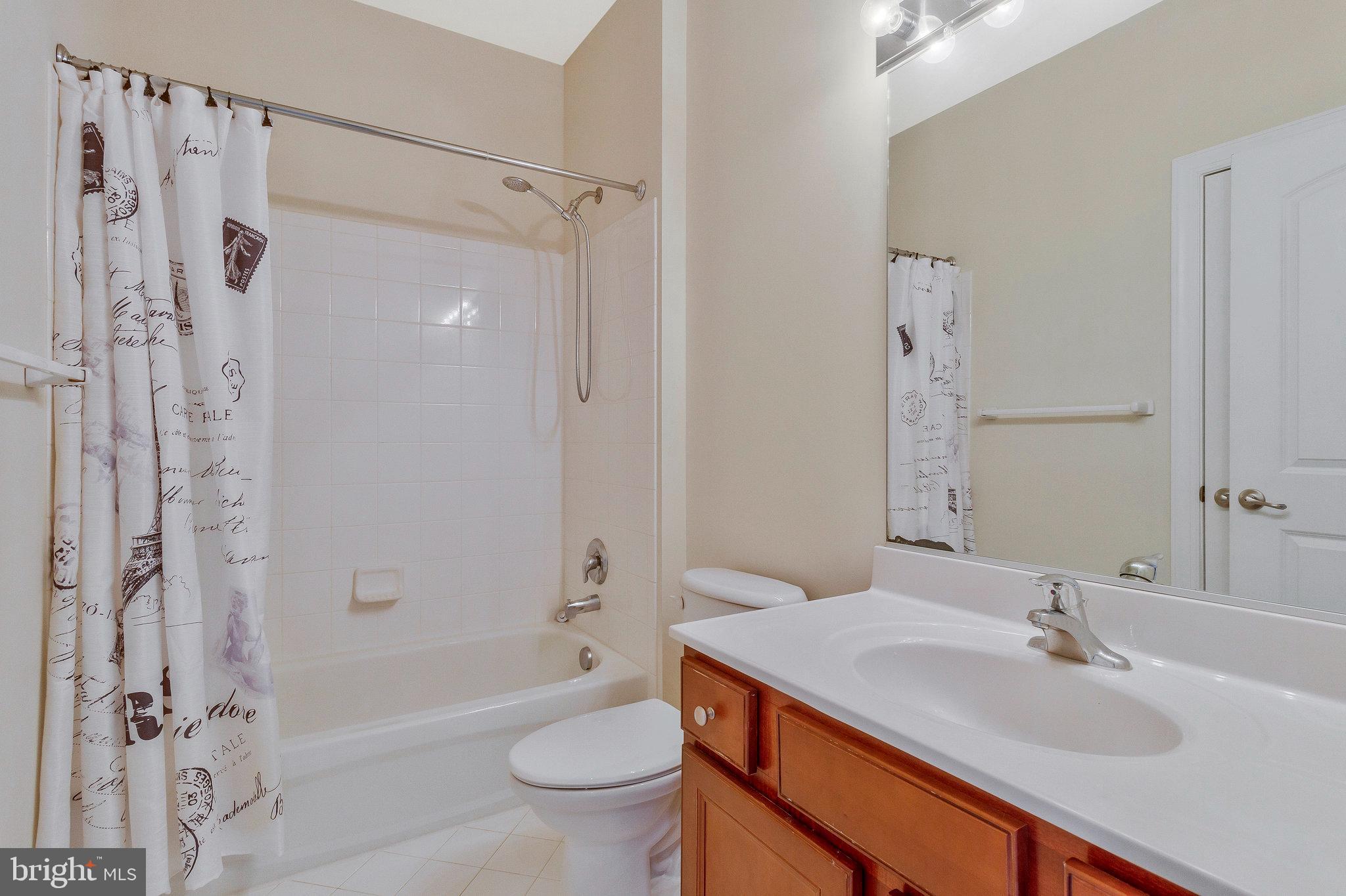 15931 GREYMILL MANOR DRIVE