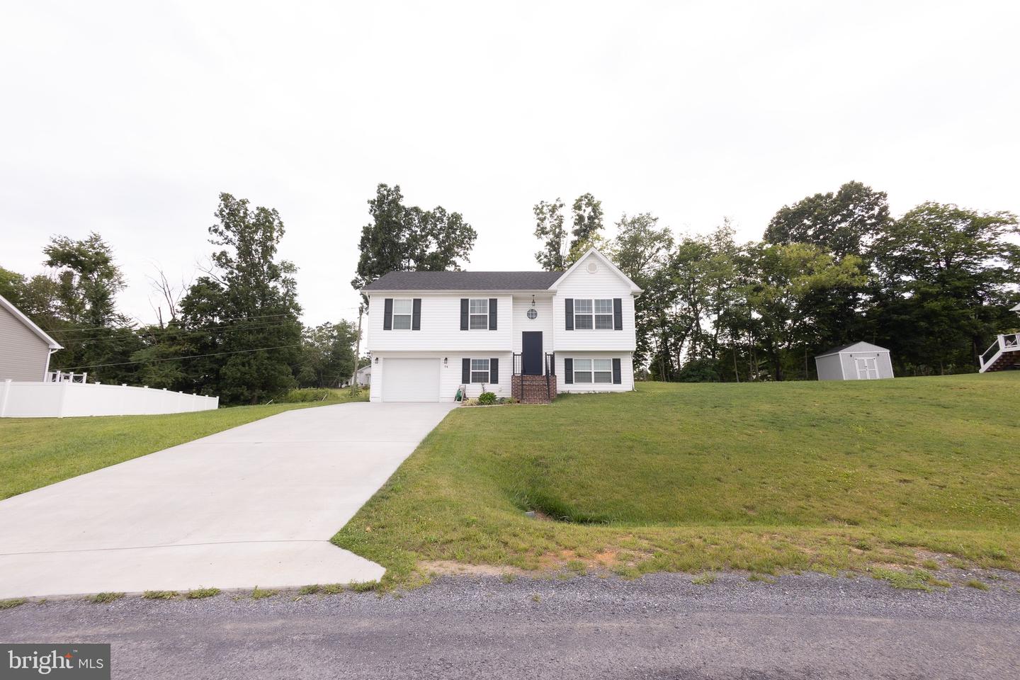 94 Lilleigh Ct
