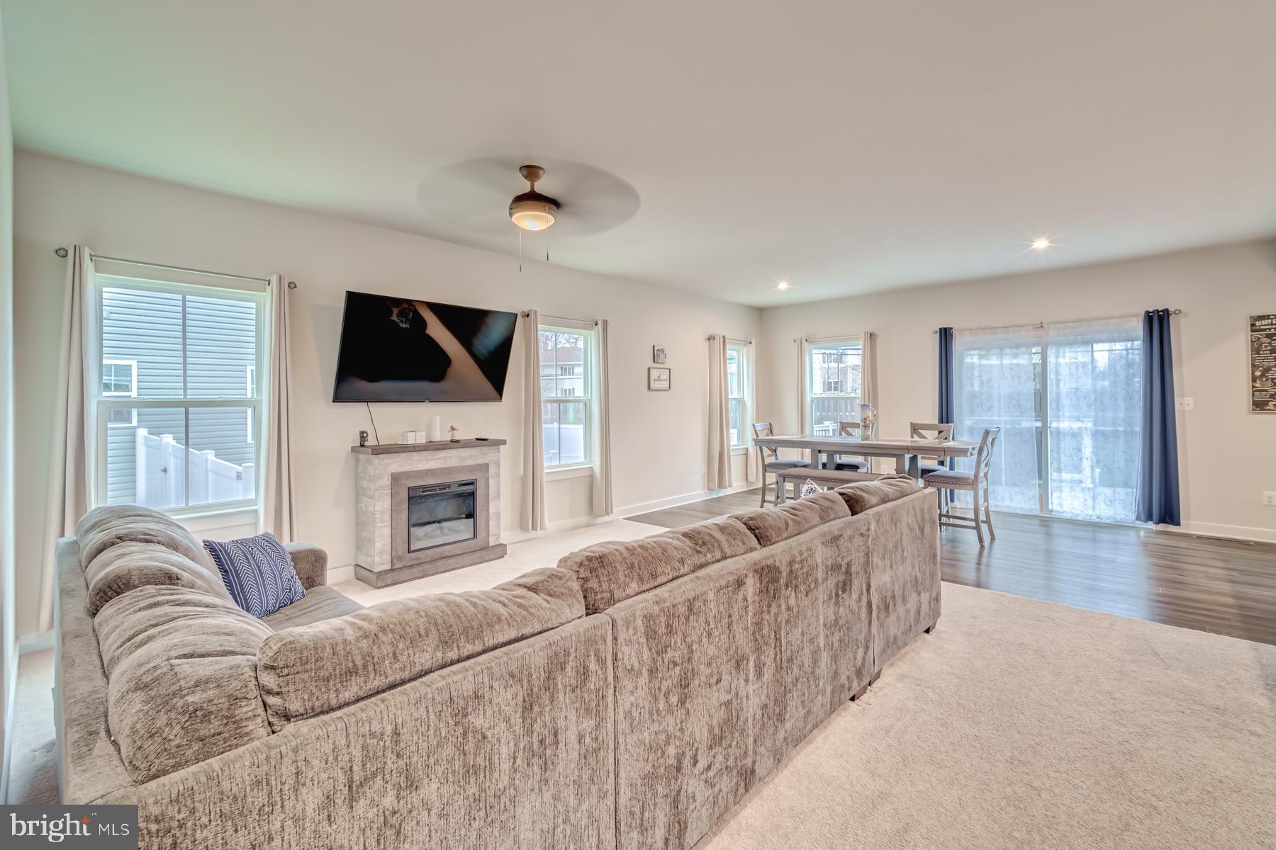 212 Determination Dr