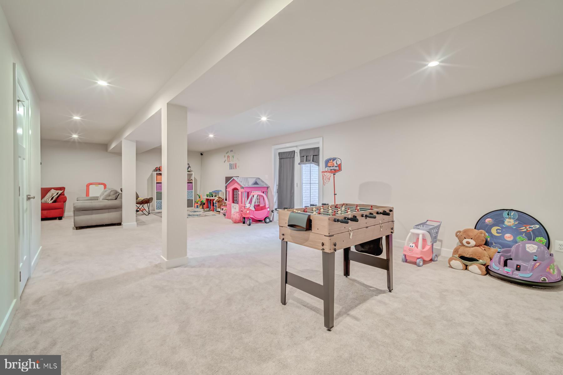 212 Determination Dr