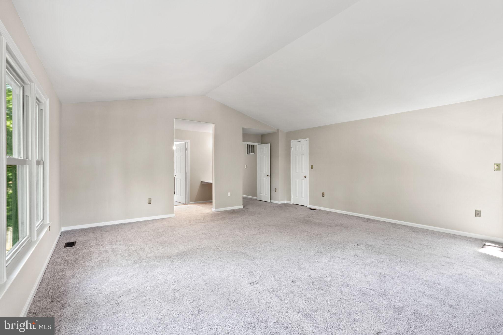 10 APPLE BLOSSOM CT