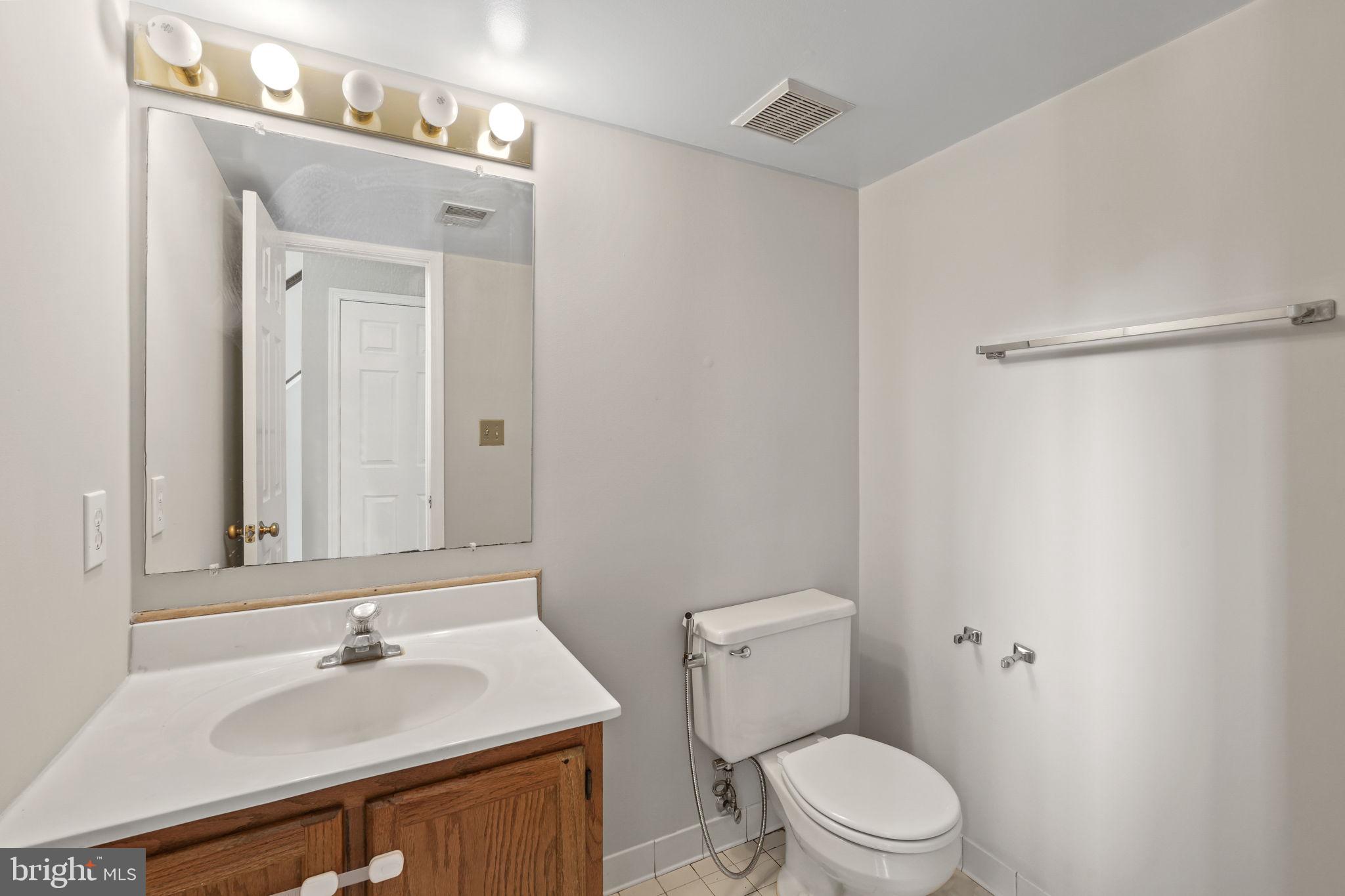 10 APPLE BLOSSOM CT