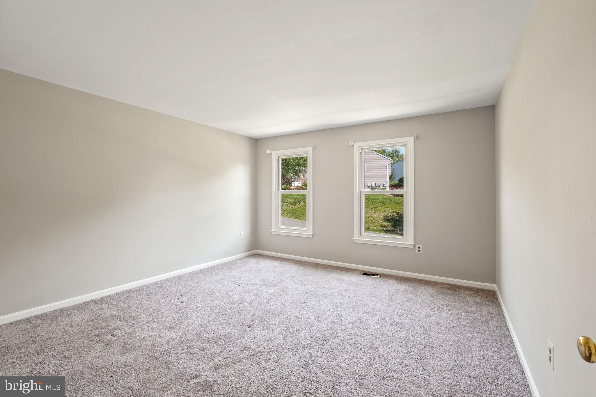 10 APPLE BLOSSOM CT