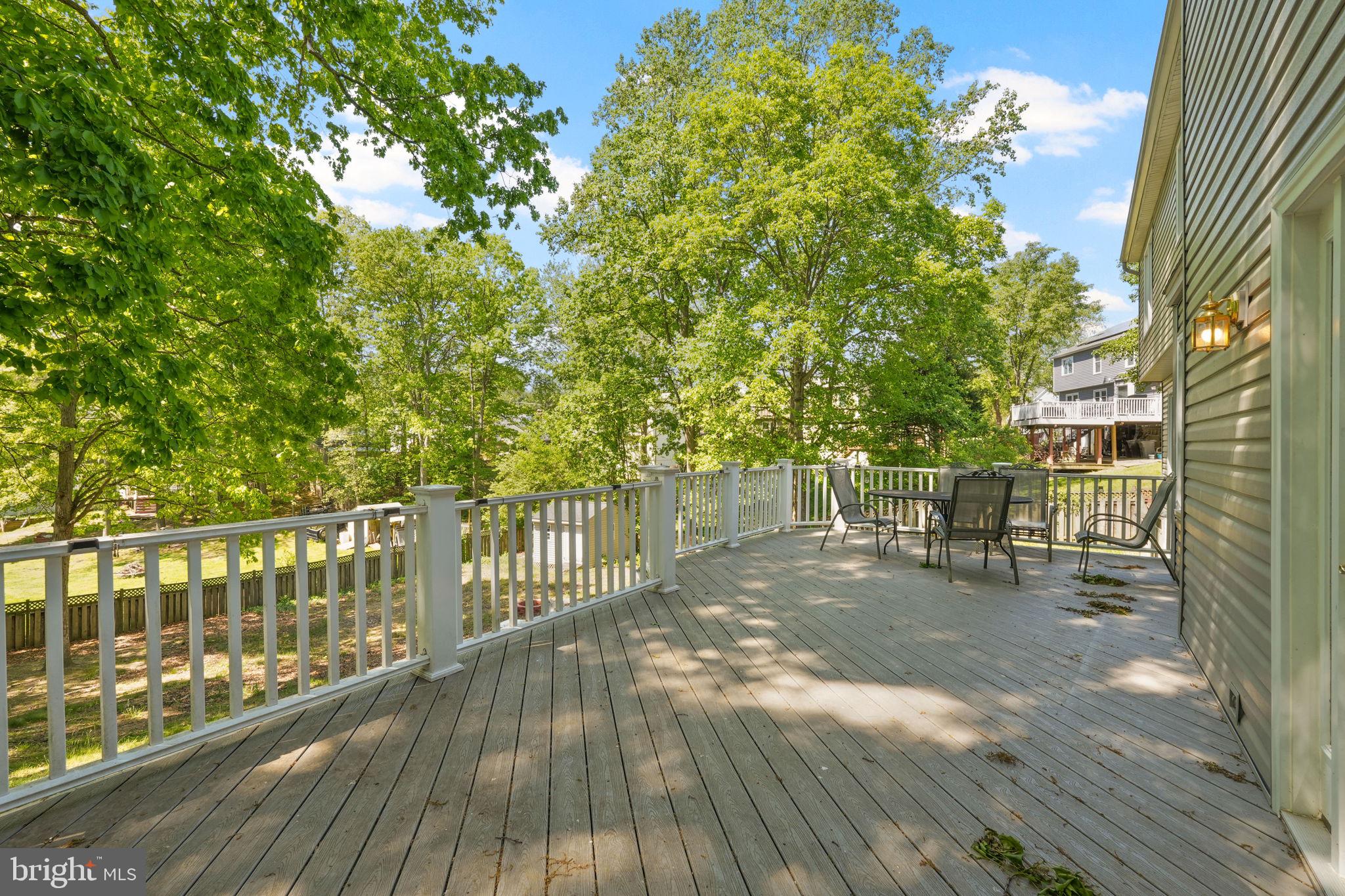 10 APPLE BLOSSOM CT