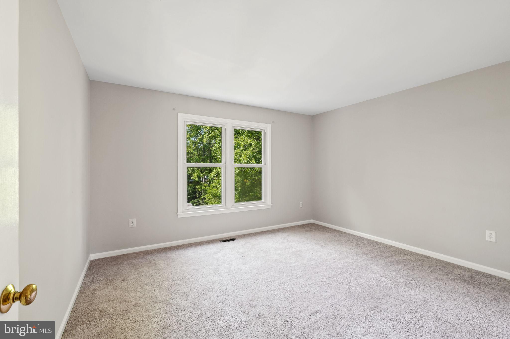10 APPLE BLOSSOM CT