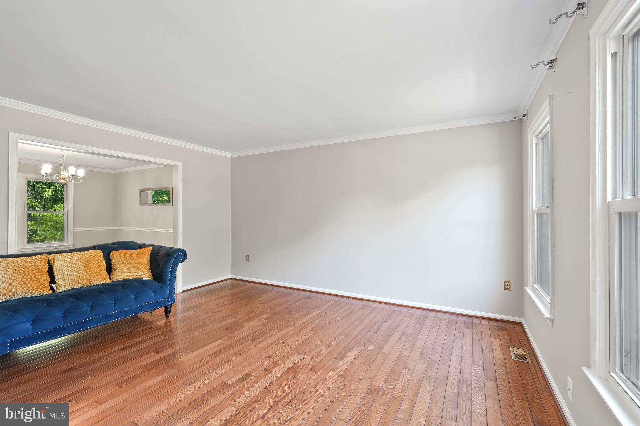 10 APPLE BLOSSOM CT