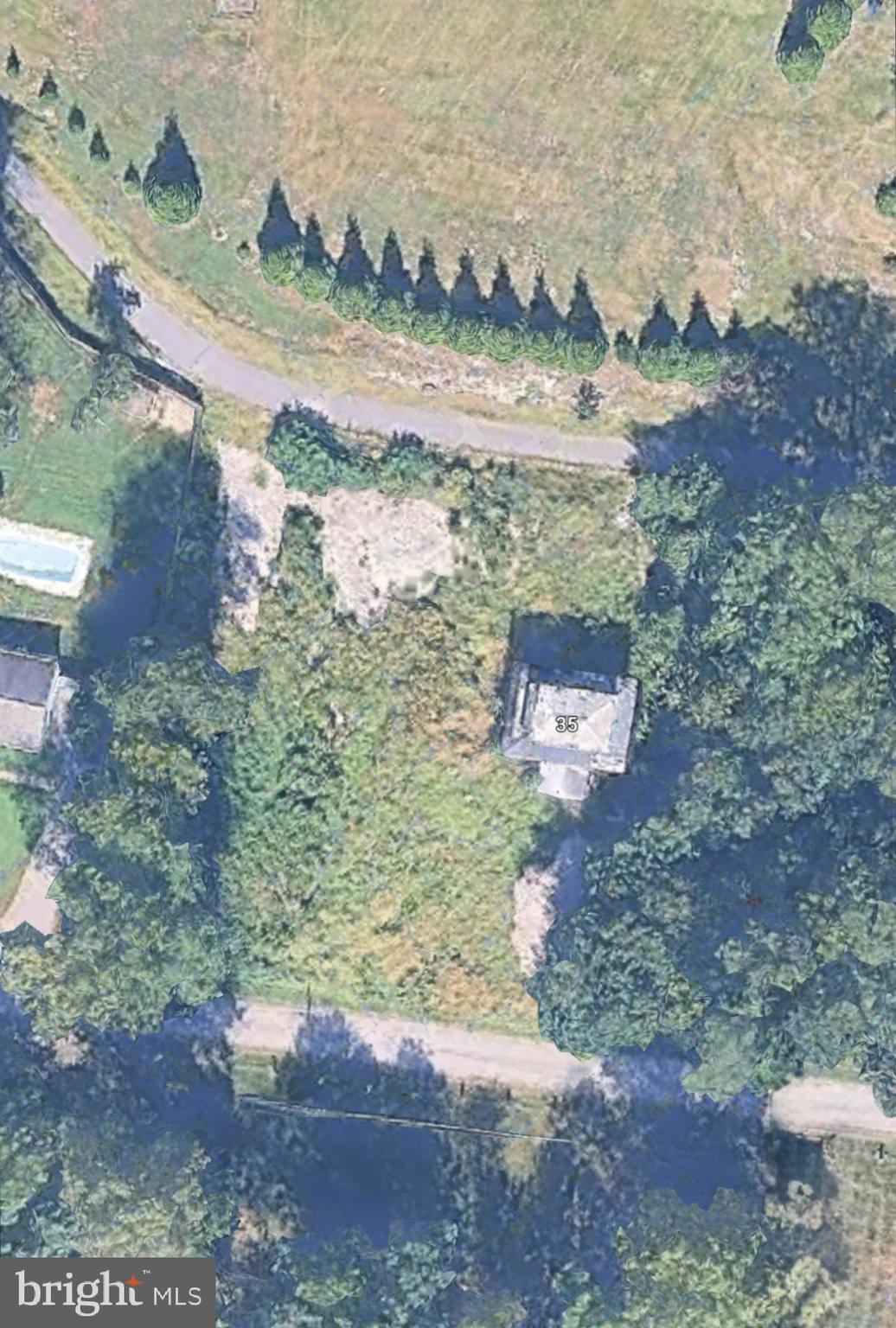 35 SHADY LANE