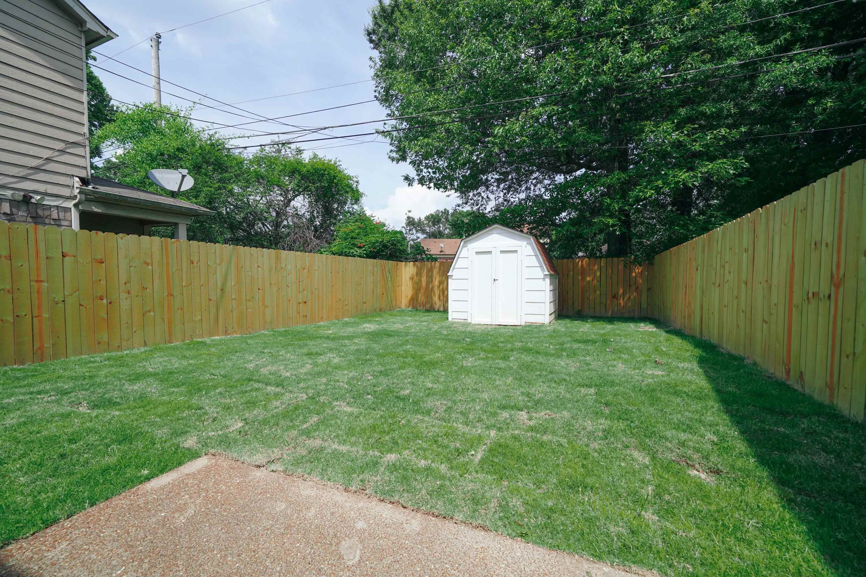 3530 BISHOPS GATE DR