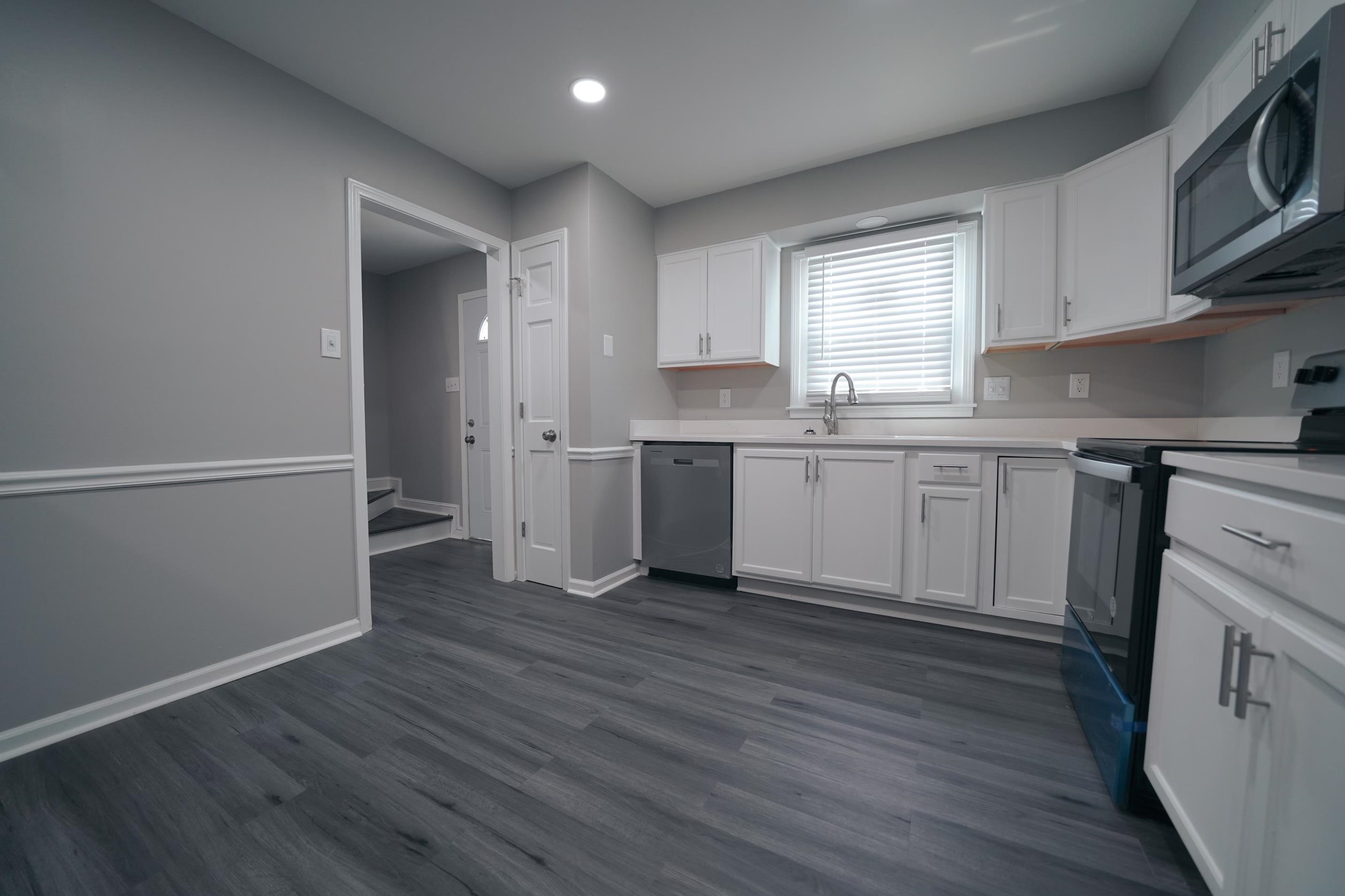 3530 BISHOPS GATE DR