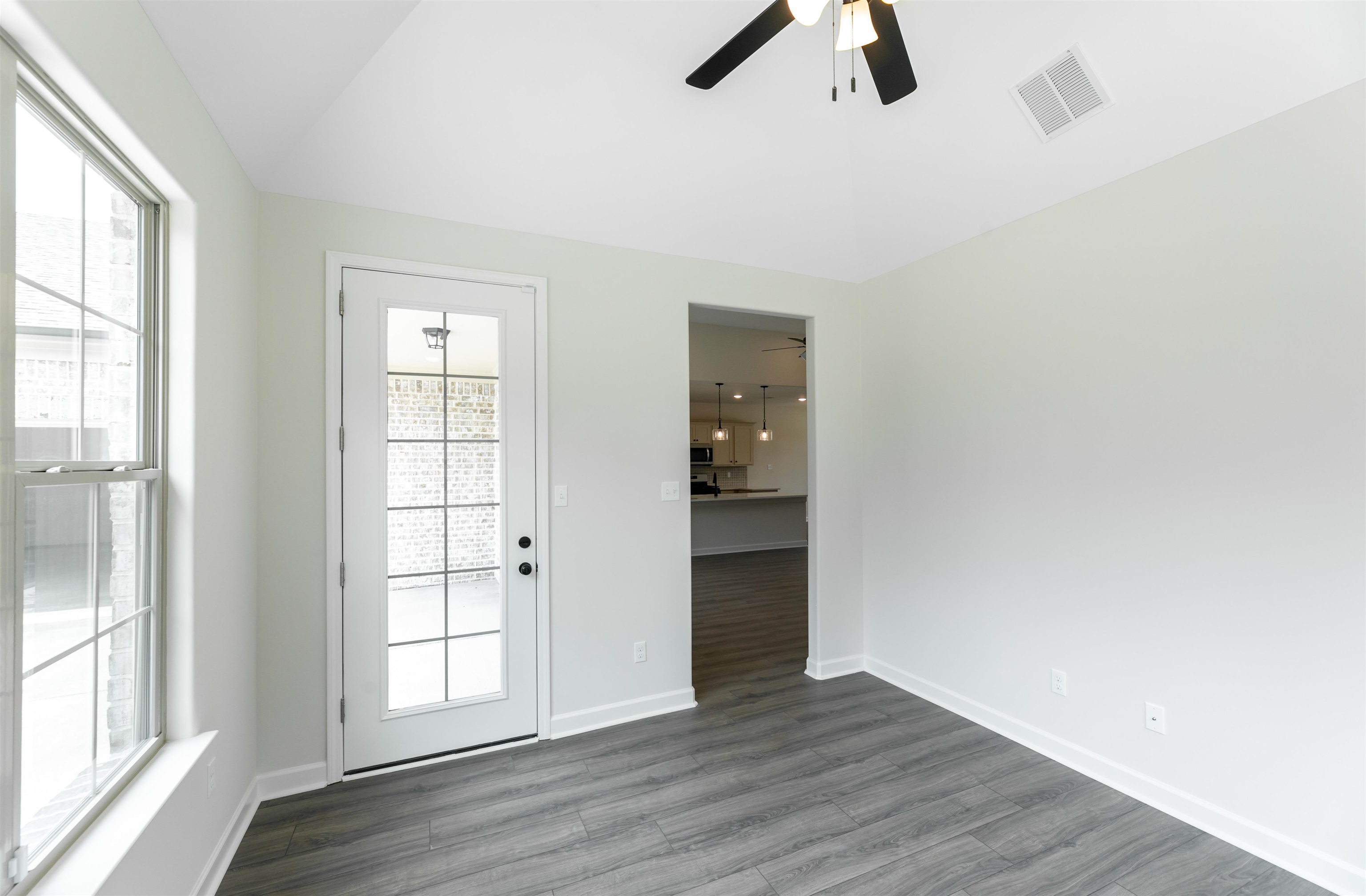 3025 BEDFORDSHIRE CV Unit: 57