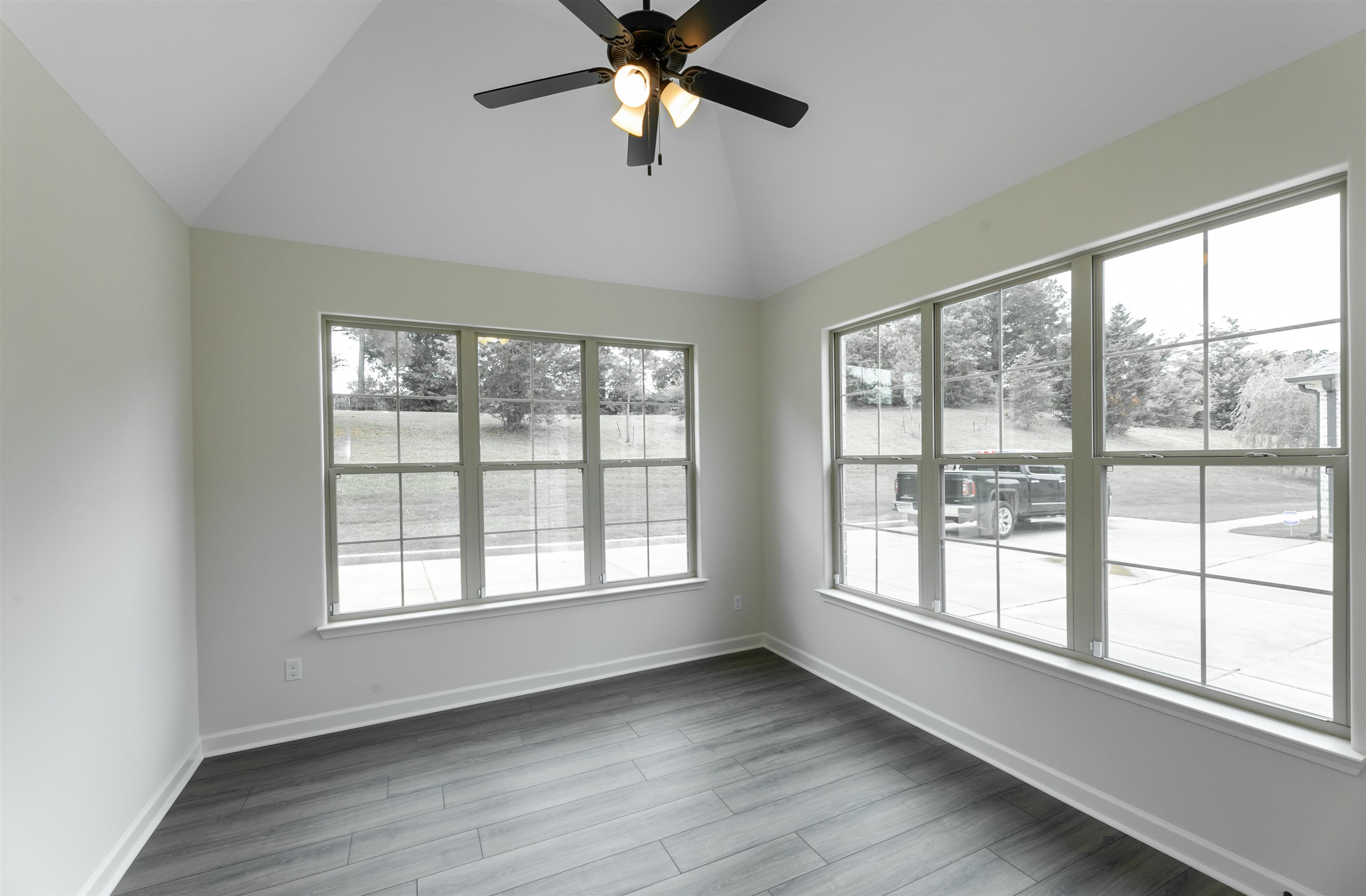 3025 BEDFORDSHIRE CV Unit: 57