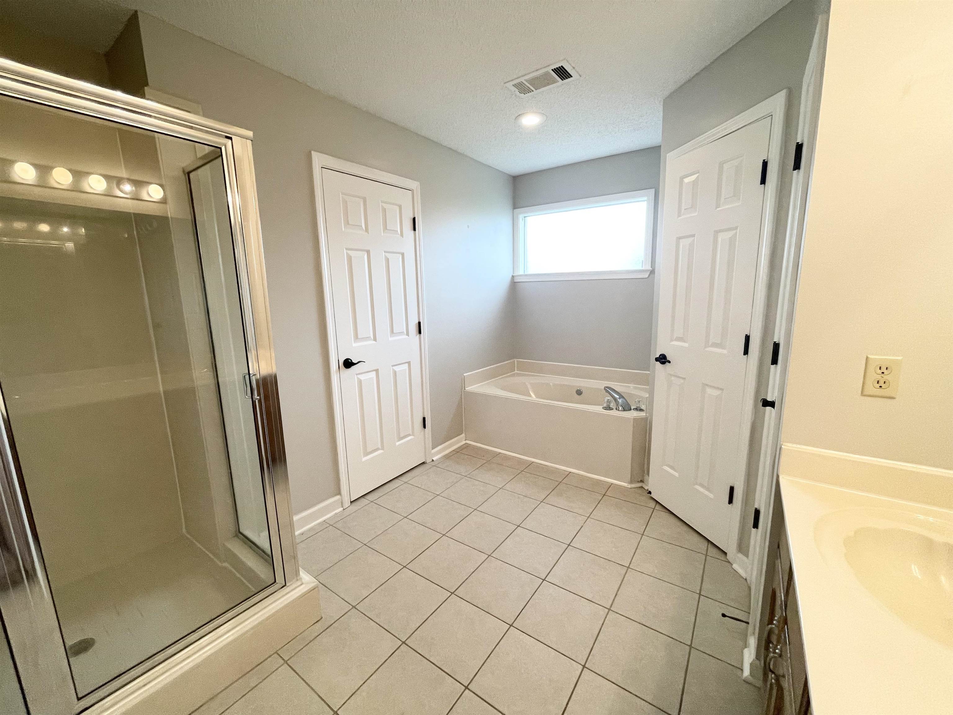 3061 SHADOW BRIDGE CV