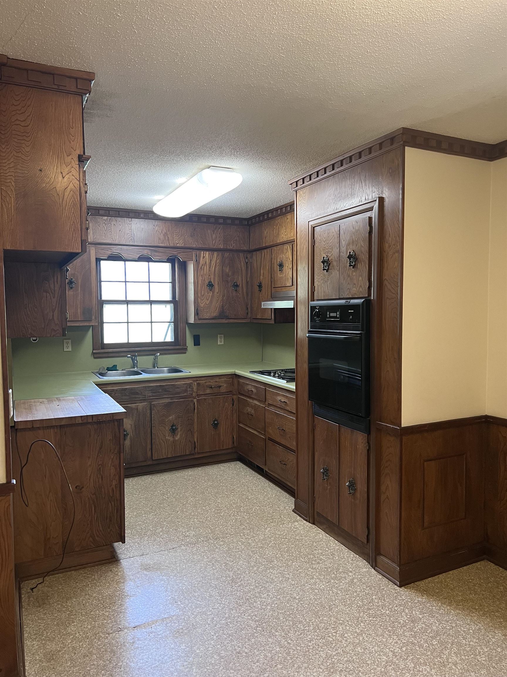 987 QUITO DRUMMONDS RD