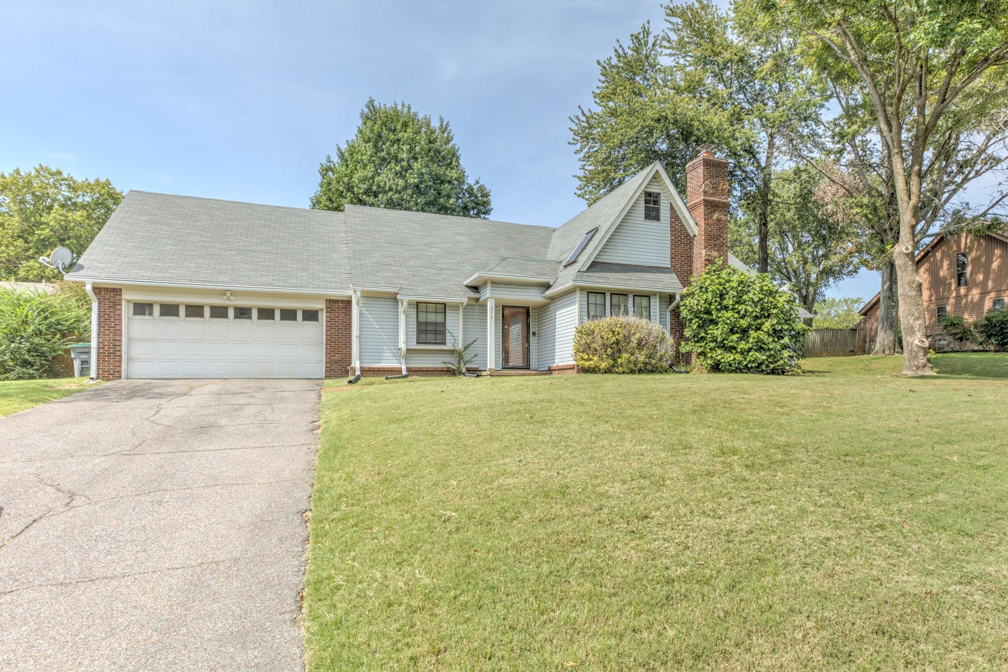 2751 ROCKCREEK PKY