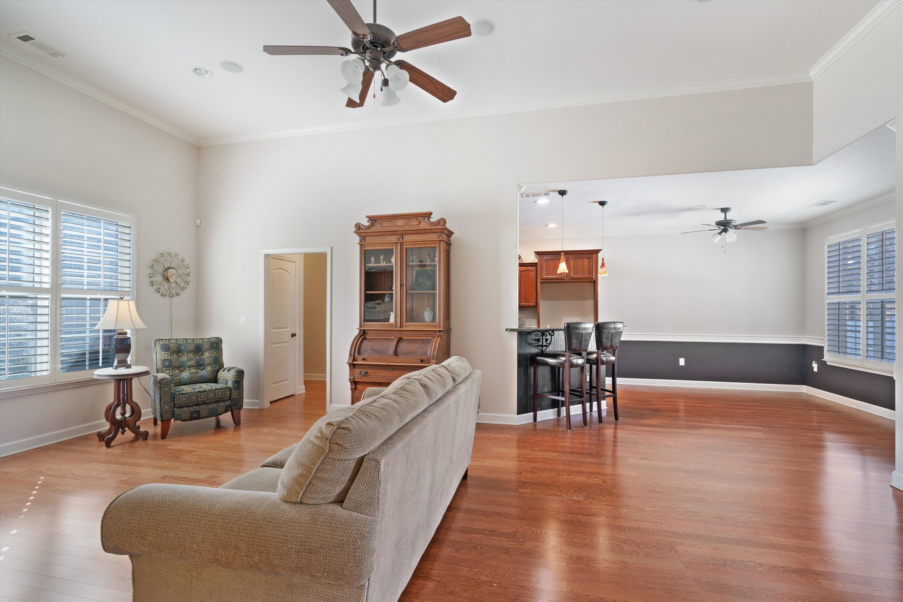 1427 ALYDAR DR Unit: 33