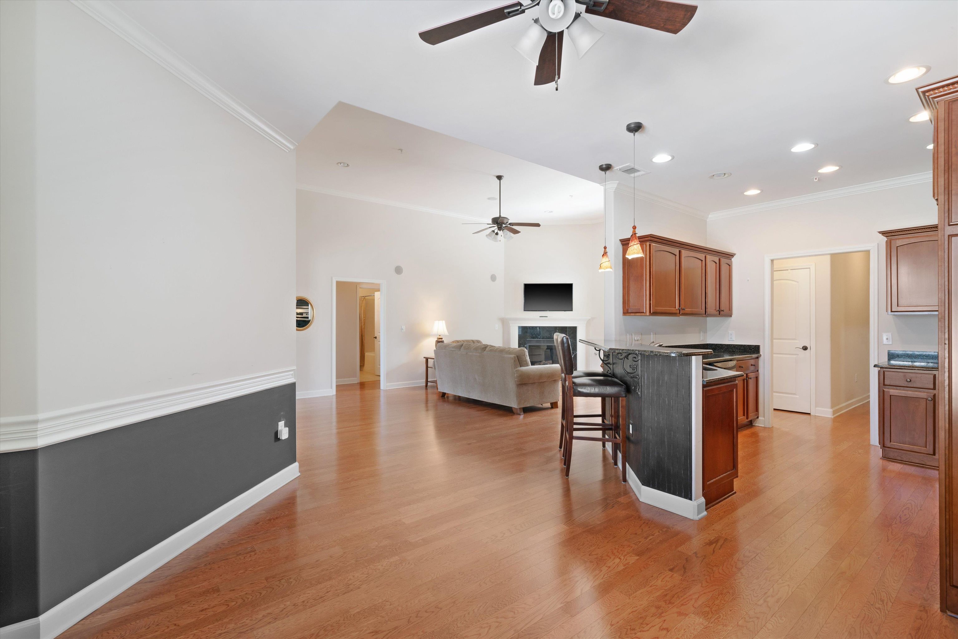 1427 ALYDAR DR Unit: 33